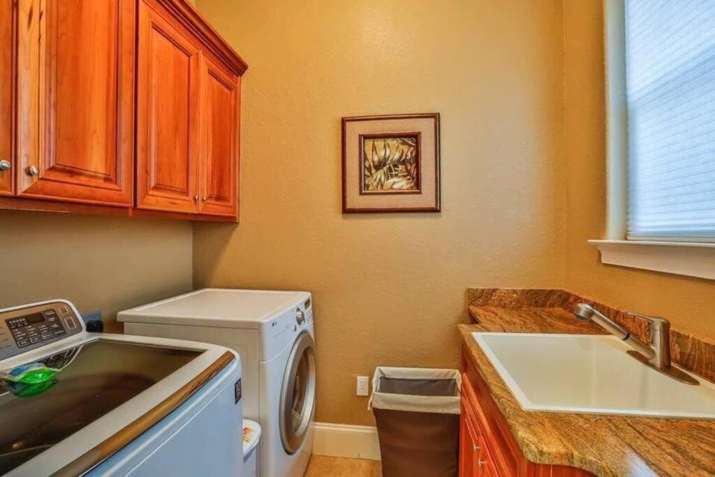 5 Bedroom Private Pool Jacuzzi Golf Cart 3 Min To Destin