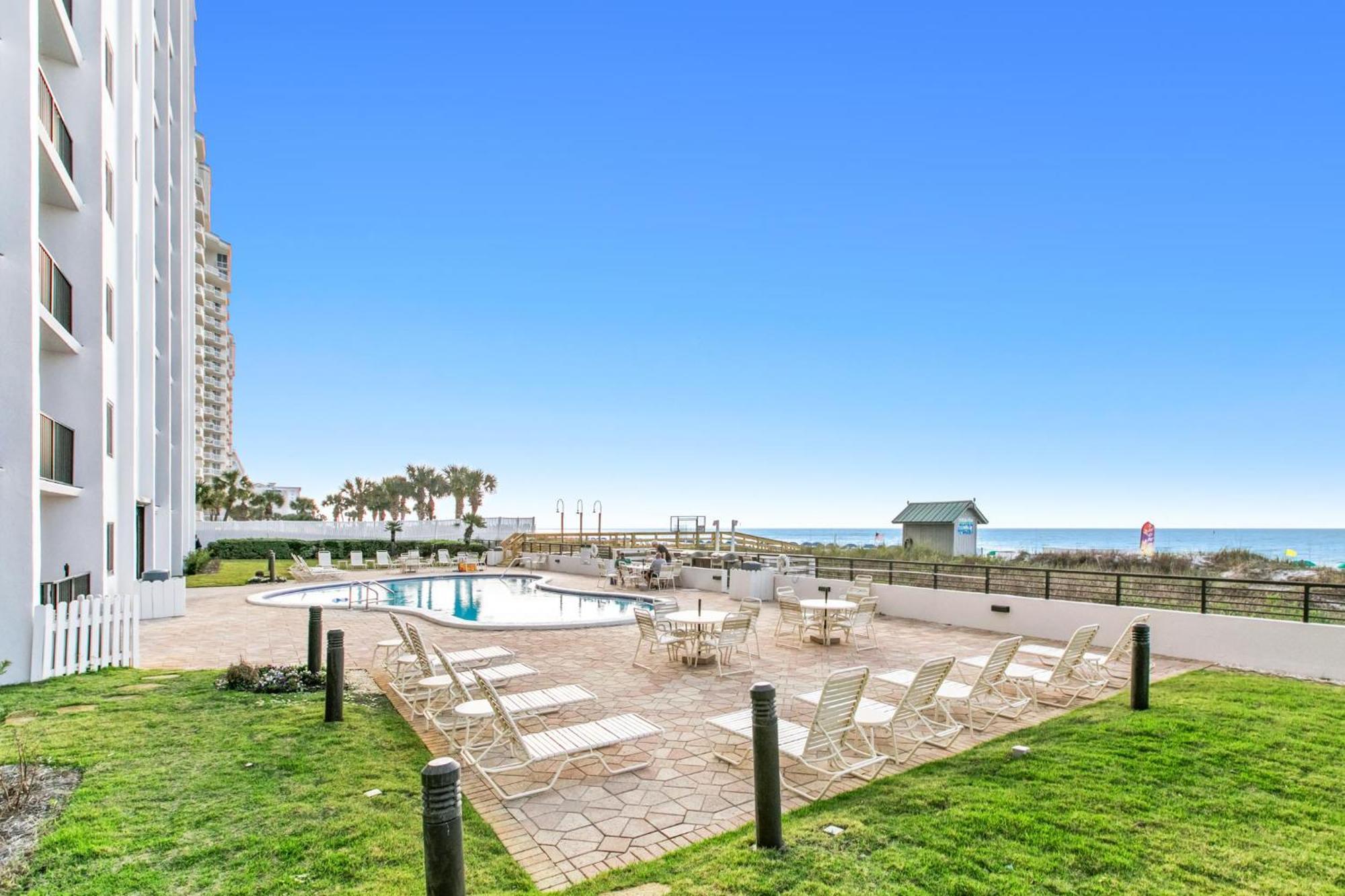 Emerald Towers 1202 Holiday home