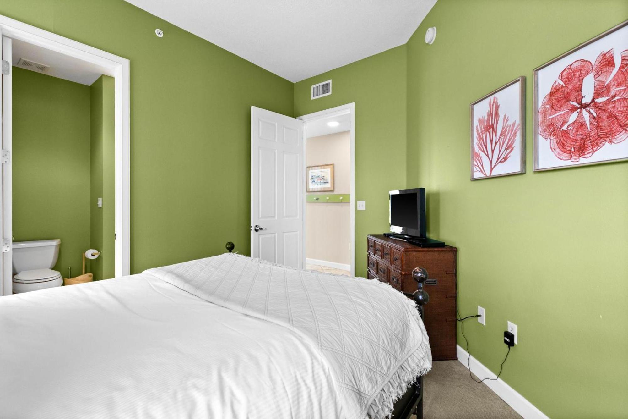 The Crescent 401 Holiday home