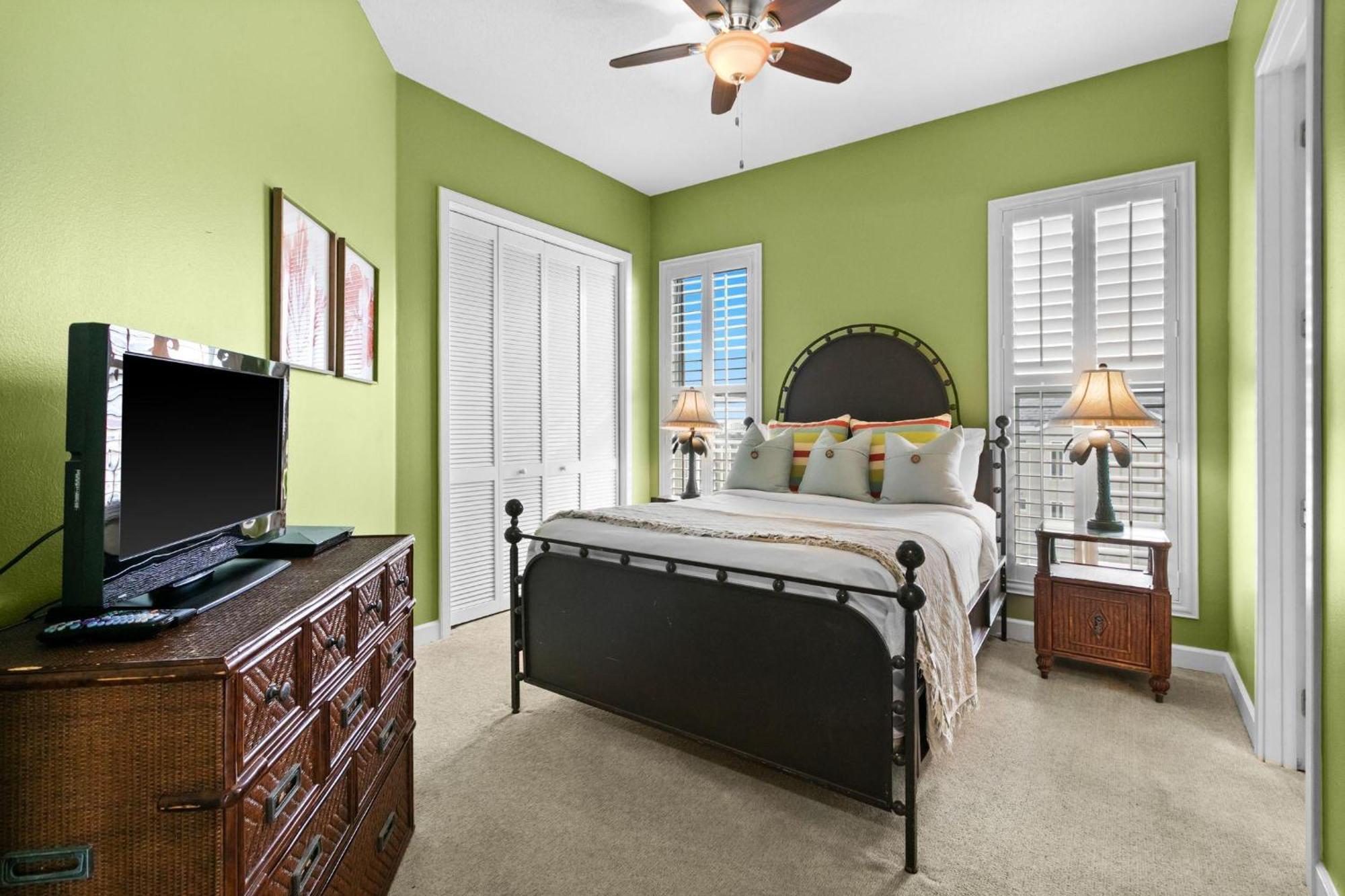 The Crescent 401 Holiday home