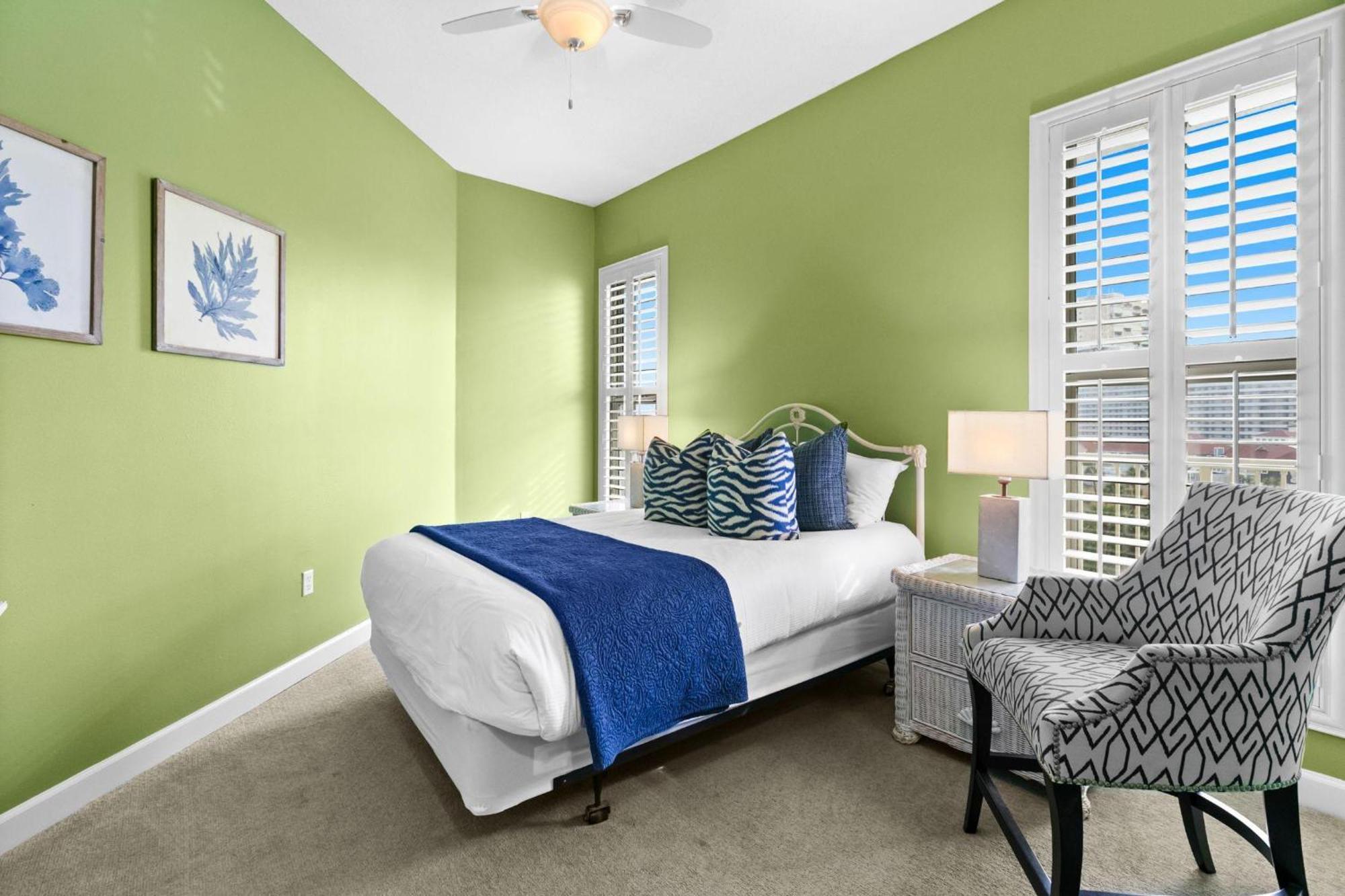 The Crescent 401 Holiday home *