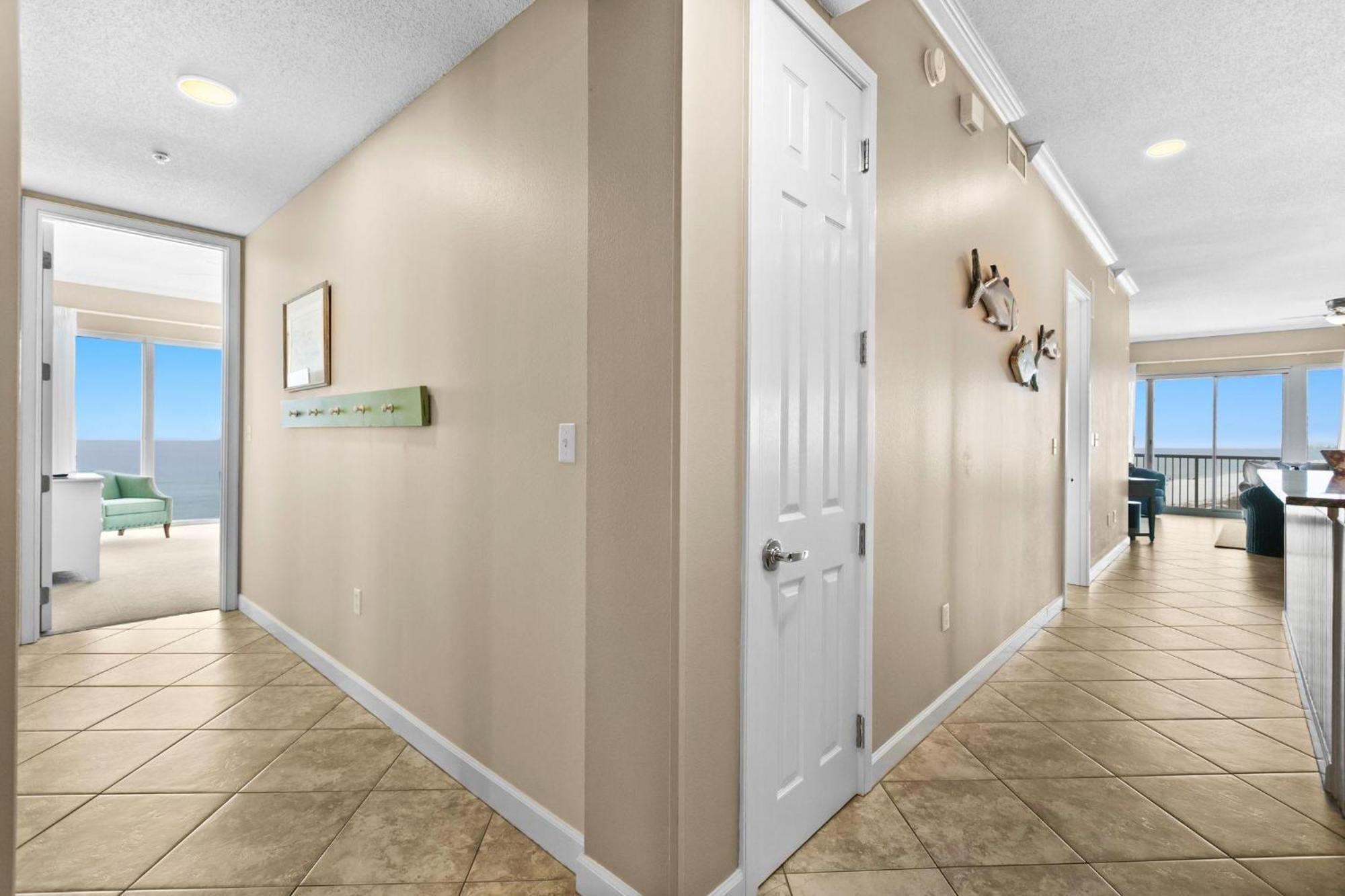 The Crescent 401 Holiday home