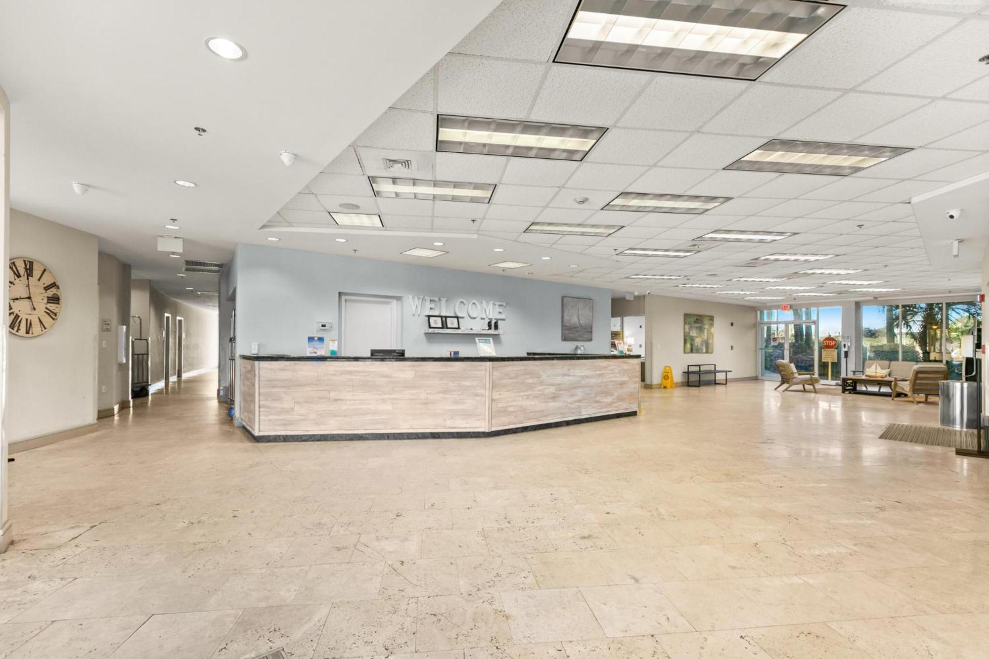 The Crescent 402 Destin