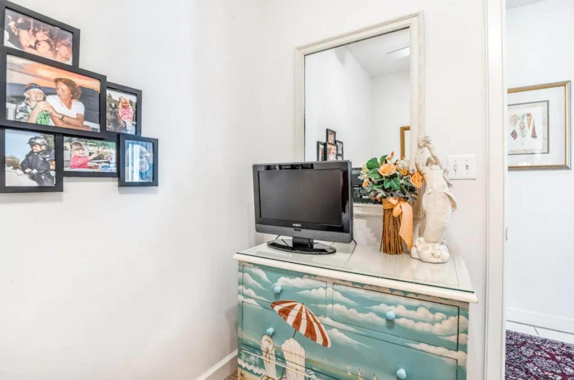 The Crescent 402 Holiday home