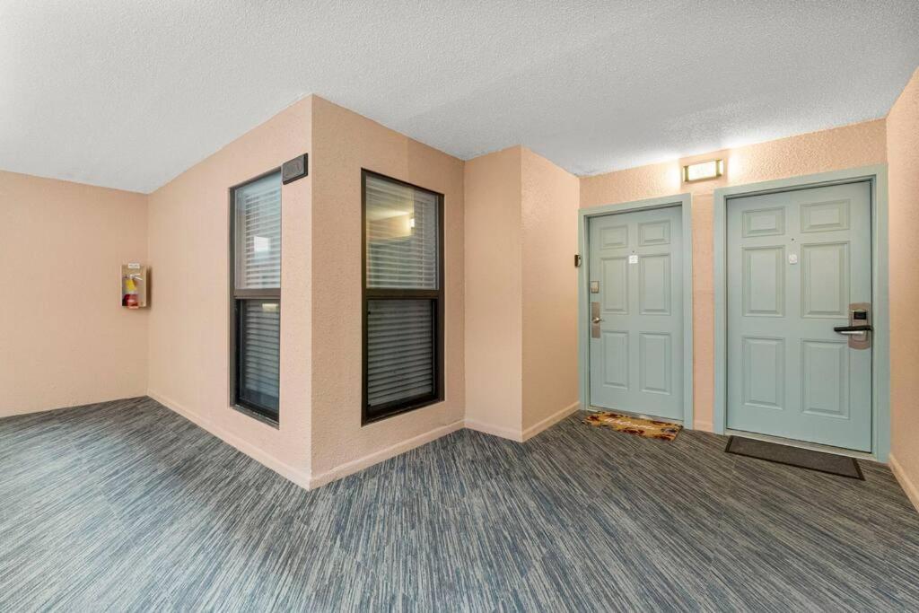 Snowbird Rate! Heated Pool, Steps To Private Holiday home Destin