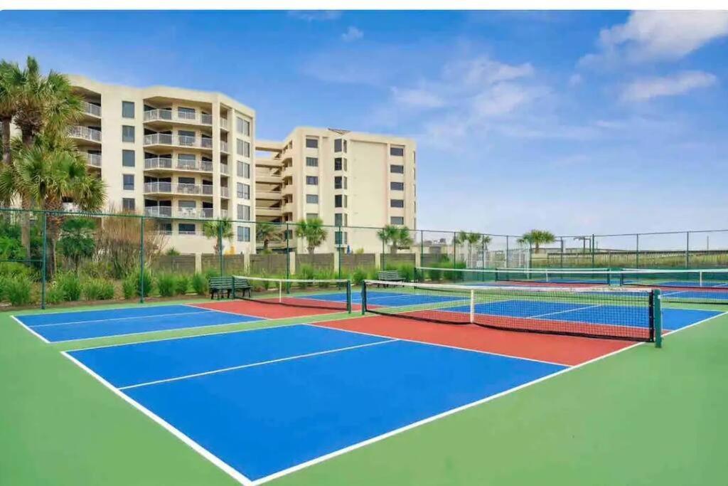 Snowbird Rate! Heated Pool, Steps To Private *