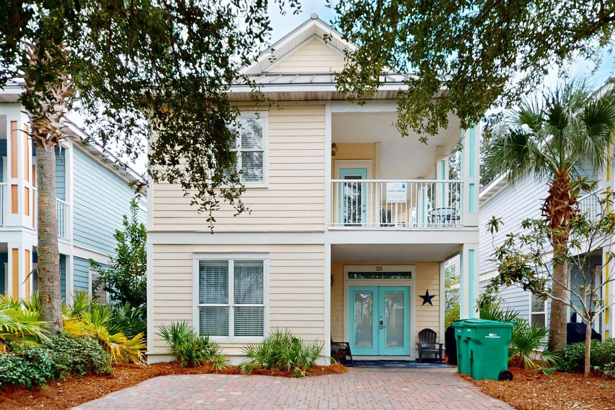 Villages Of Crystal Beach: Kono Holiday home