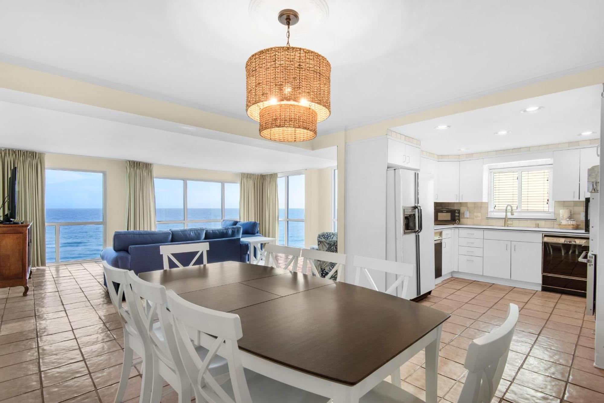 Shoreline Towers 1081 Destin