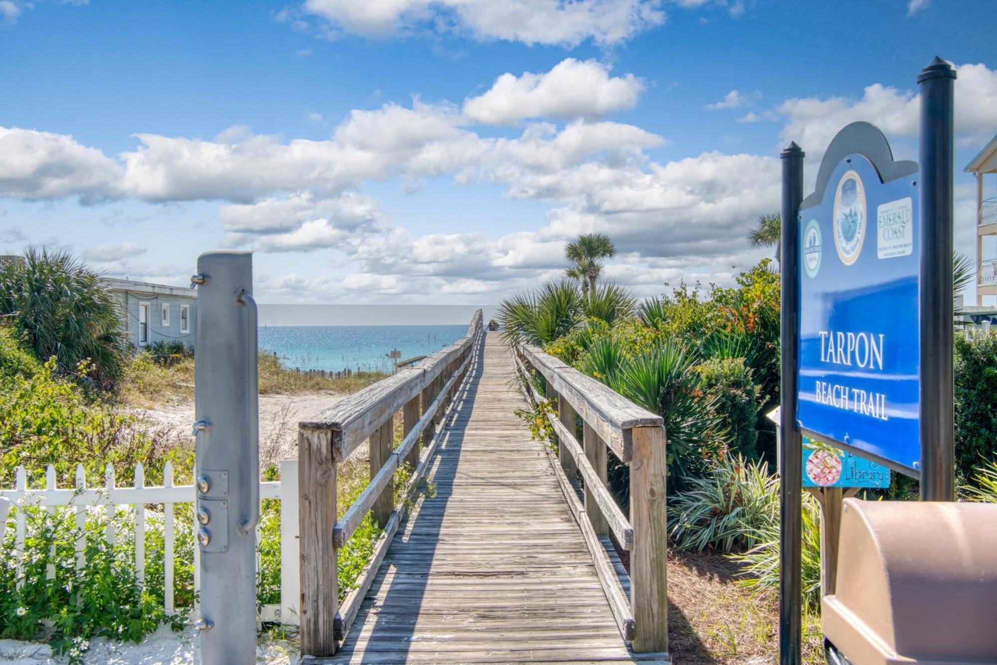 Crystal Sands By Avantstay Walk To The Holiday home Destin