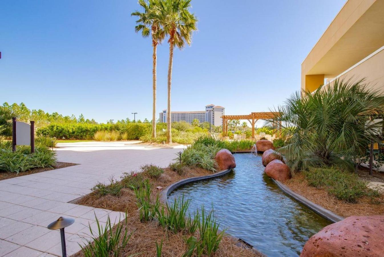 New Listing Awesome Luau