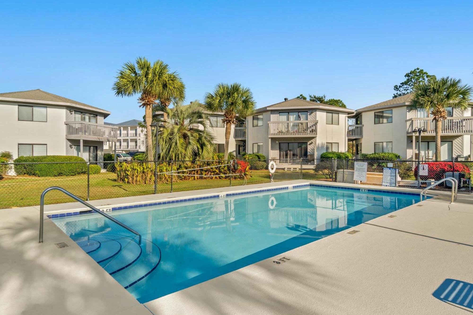 Holiday home Outdoor Pool Private Patio Pet Friendly Destin