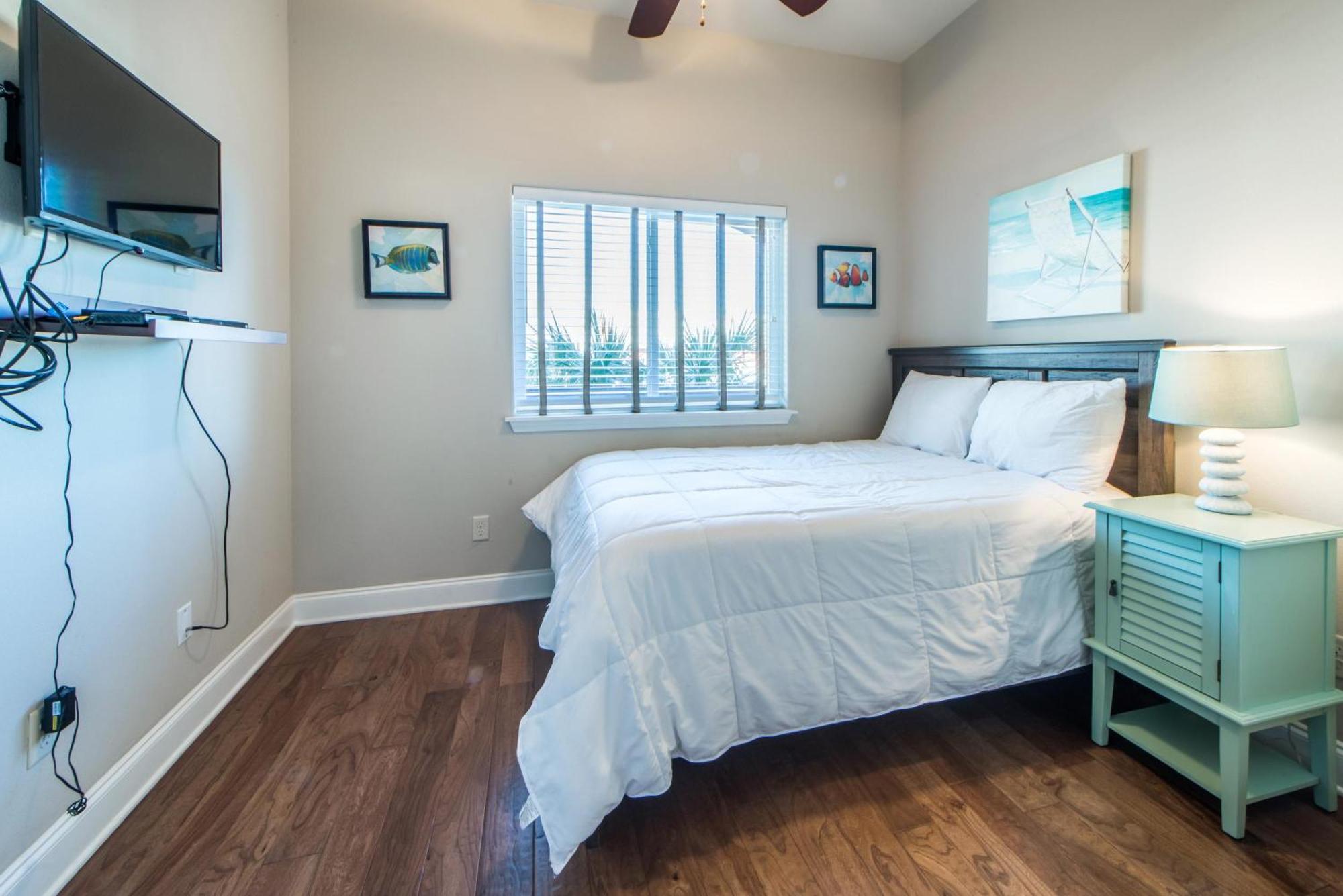 Alerio E204 Apartment Destin