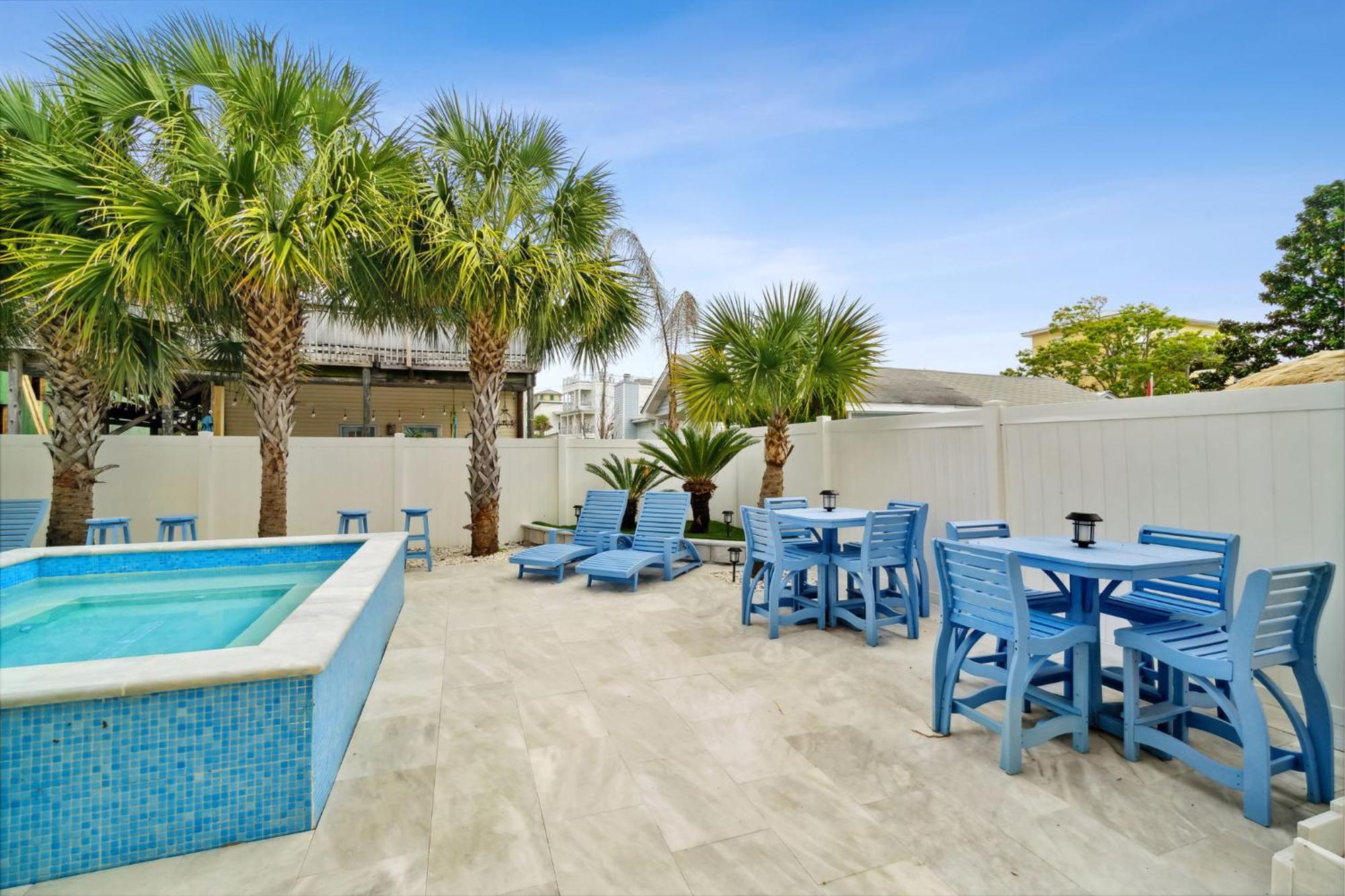 Paradise Palms With Heated Pool And Private Destin