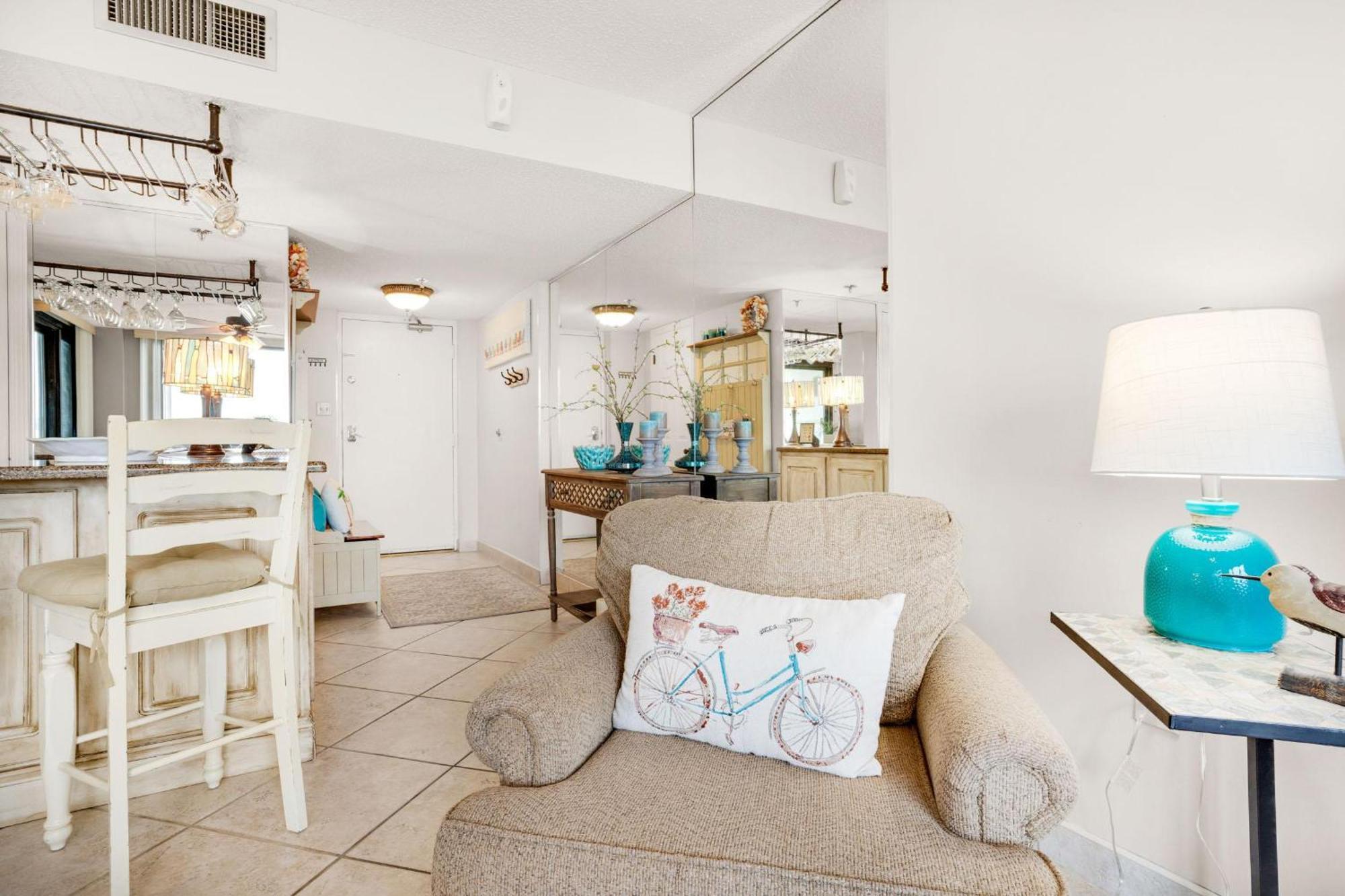 Enclave 401a Holiday home
