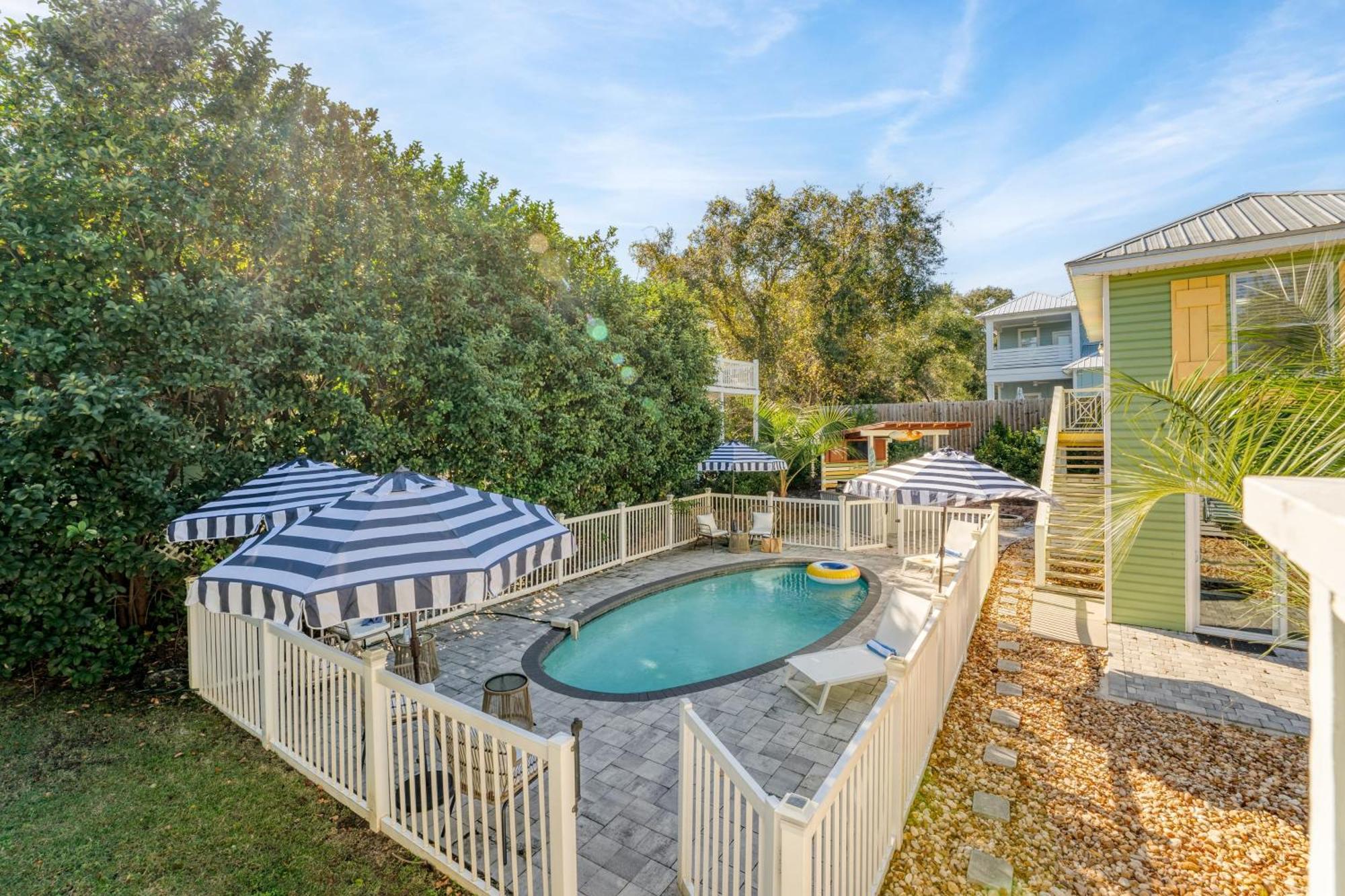 Holiday home Halo By Avantstay Walk To Private Pool Destin
