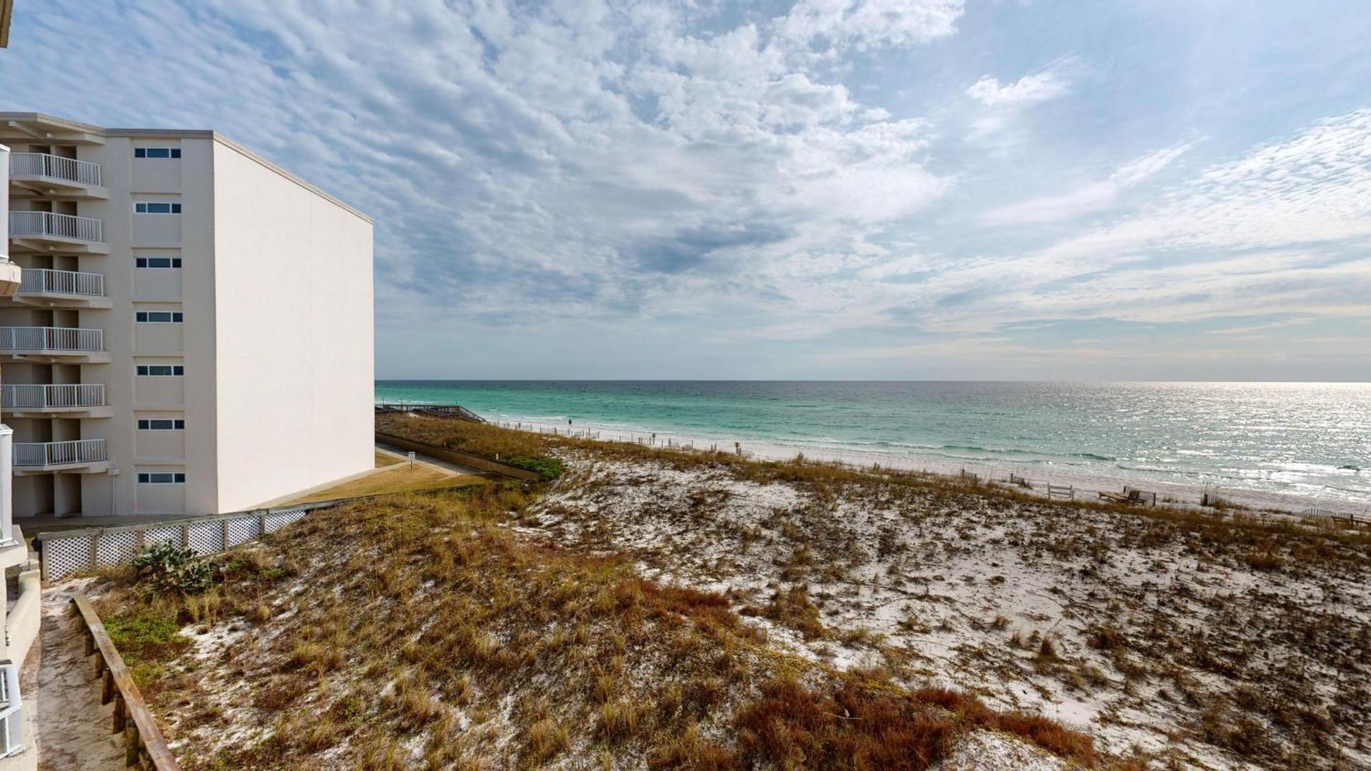 Apartment Inlet Reef 206- By Isle *