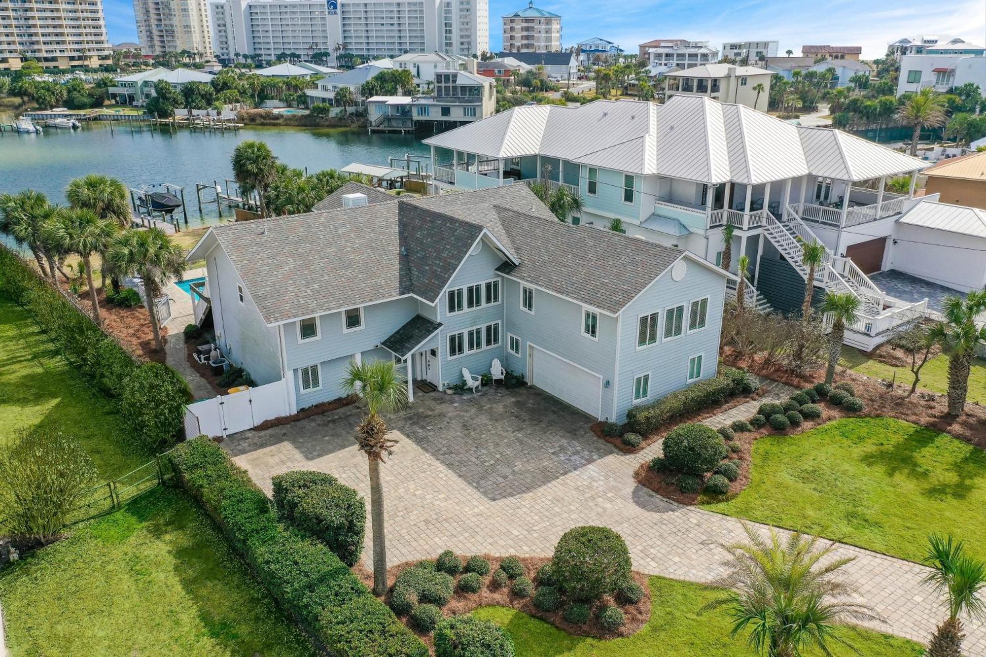 Harborside By Avantstay Expansive Retreat Holiday home Destin