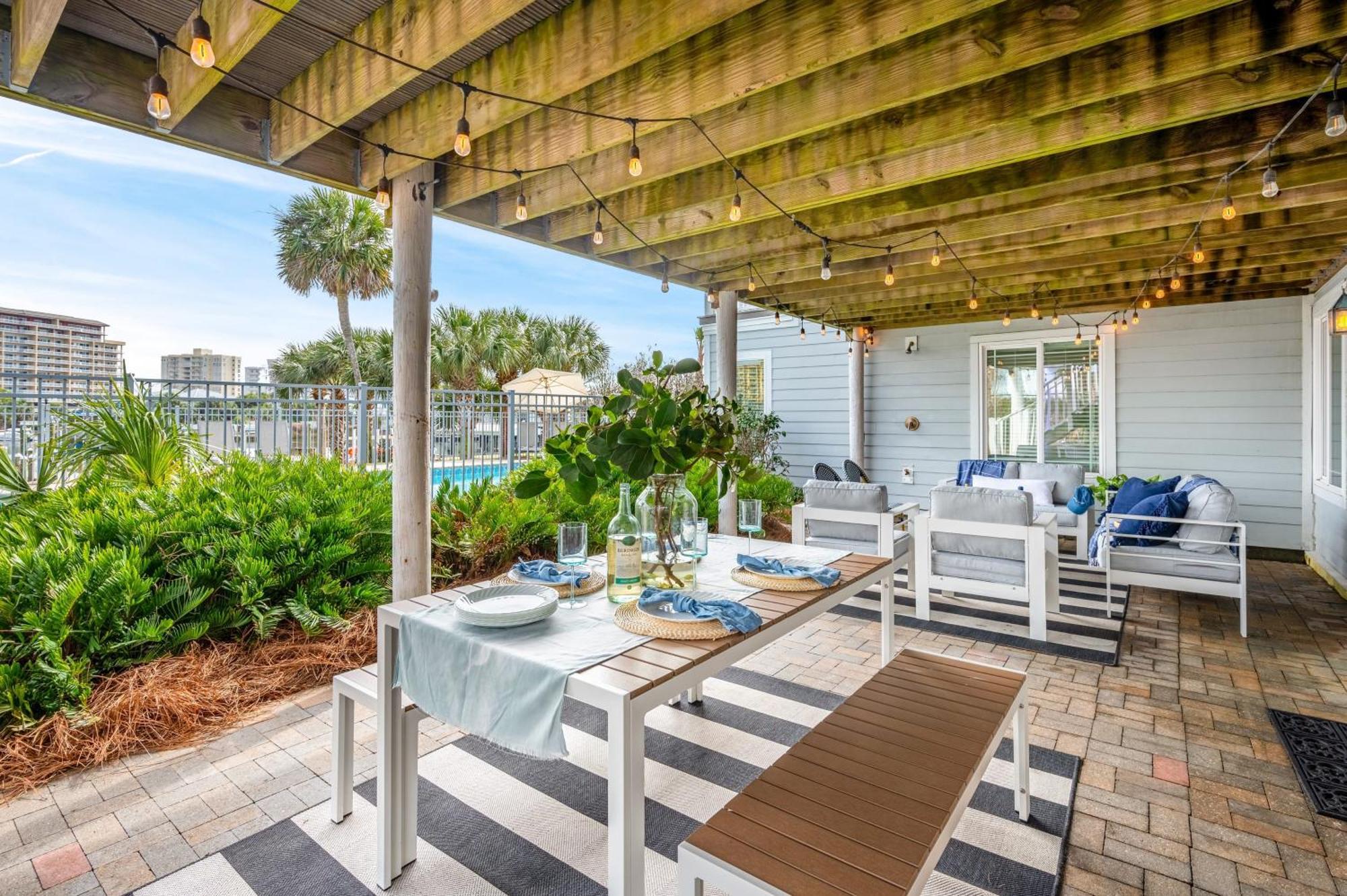 Holiday home Harborside By Avantstay Expansive Retreat *