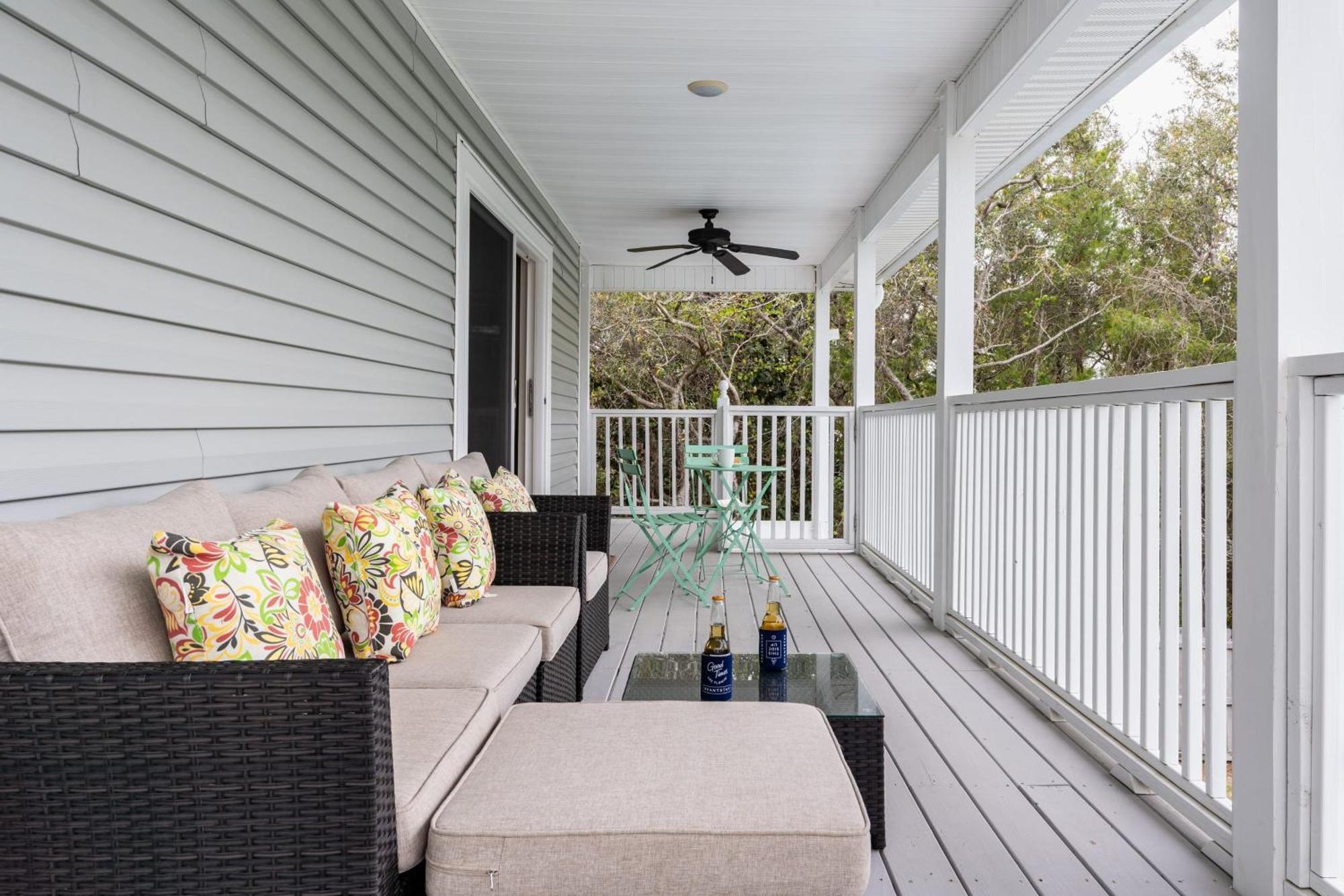 Dolphin Days By Avantstay Pool 0.2mi To Holiday home Destin