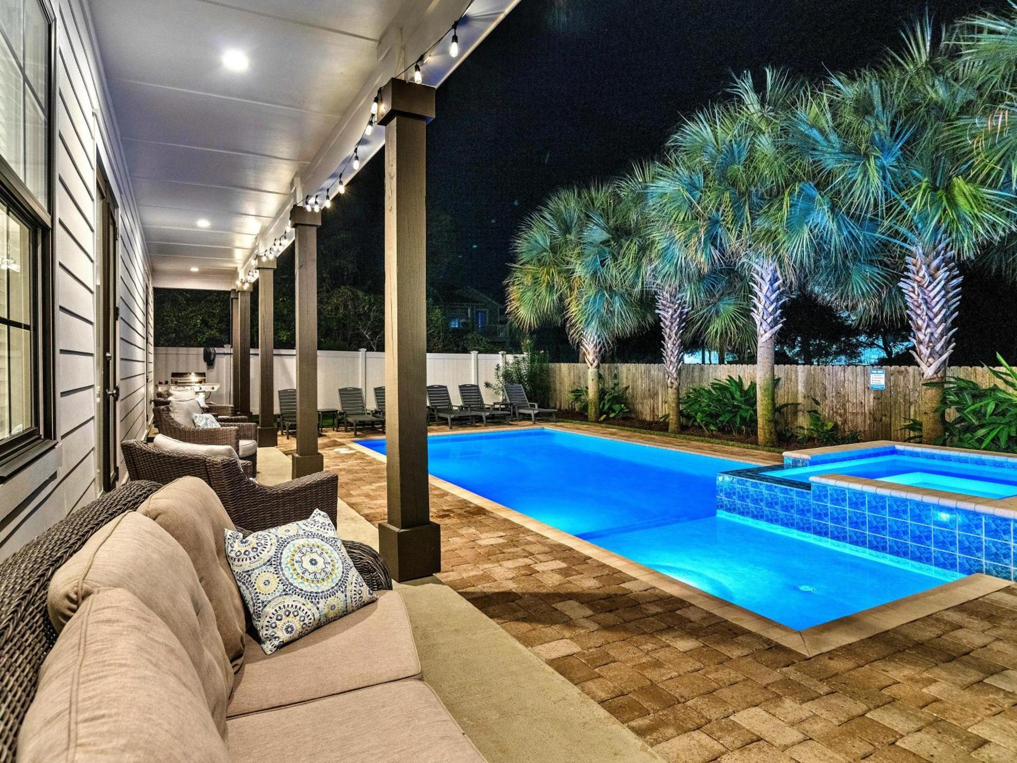 Commander's Retreat Destin