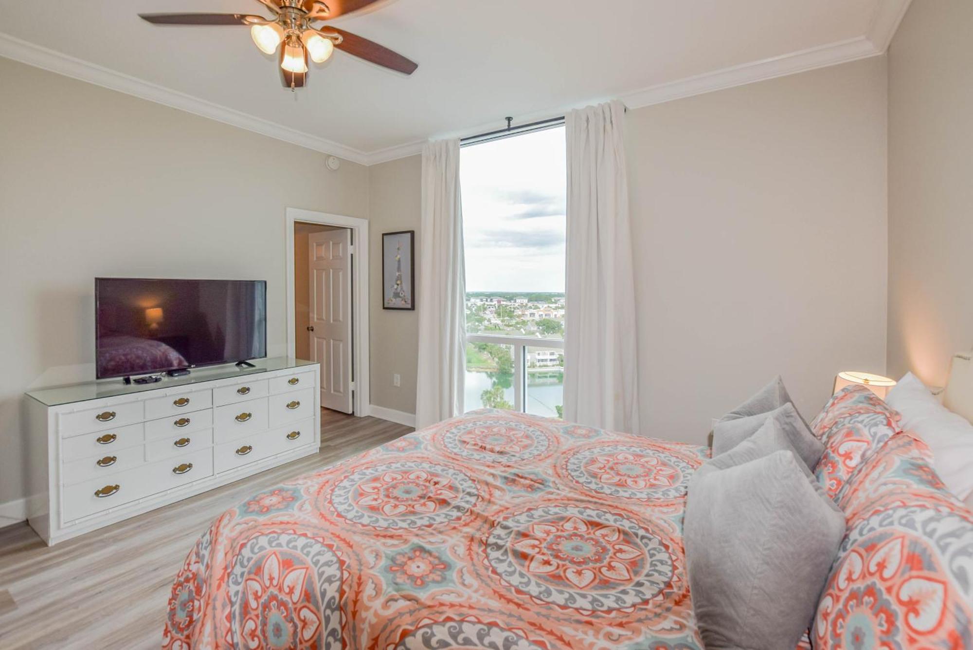 Shoreline Towers #3121 Destin