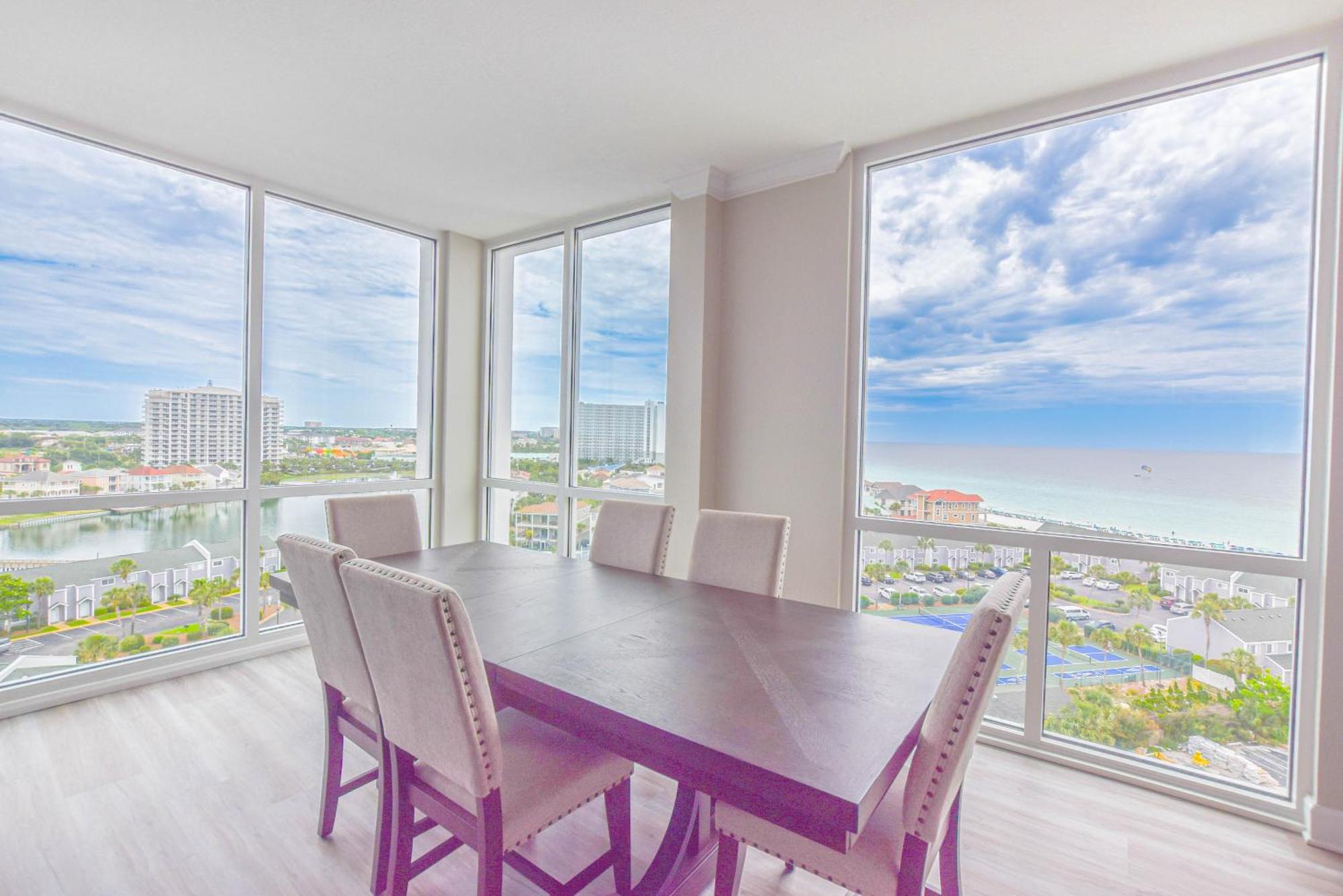 Shoreline Towers #3121 Apartment *