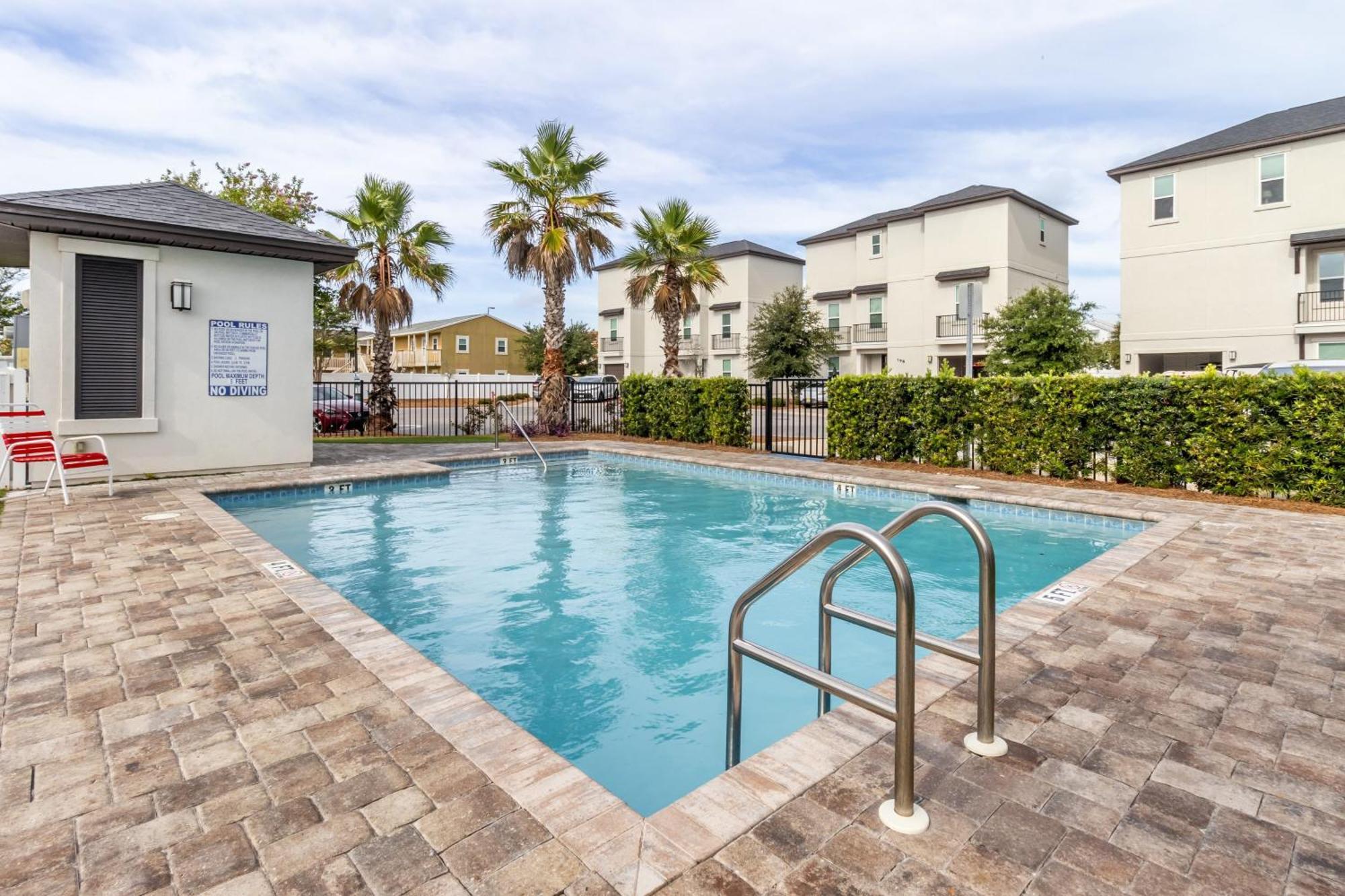 Sungazer Chateau By Avantstay Short Walk To The Pool Access *