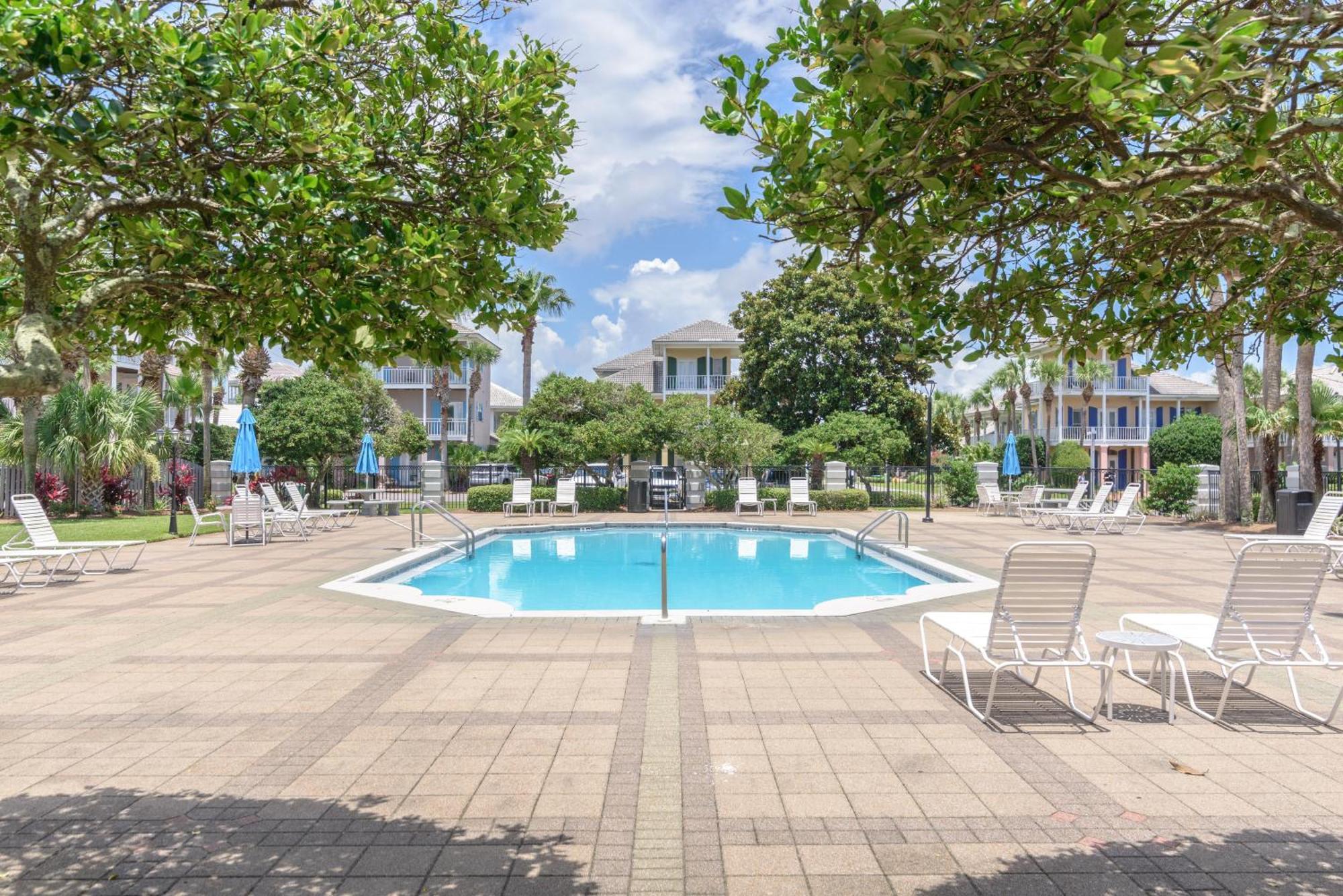 Emerald Palace S 10 Black Coral Cove Destin