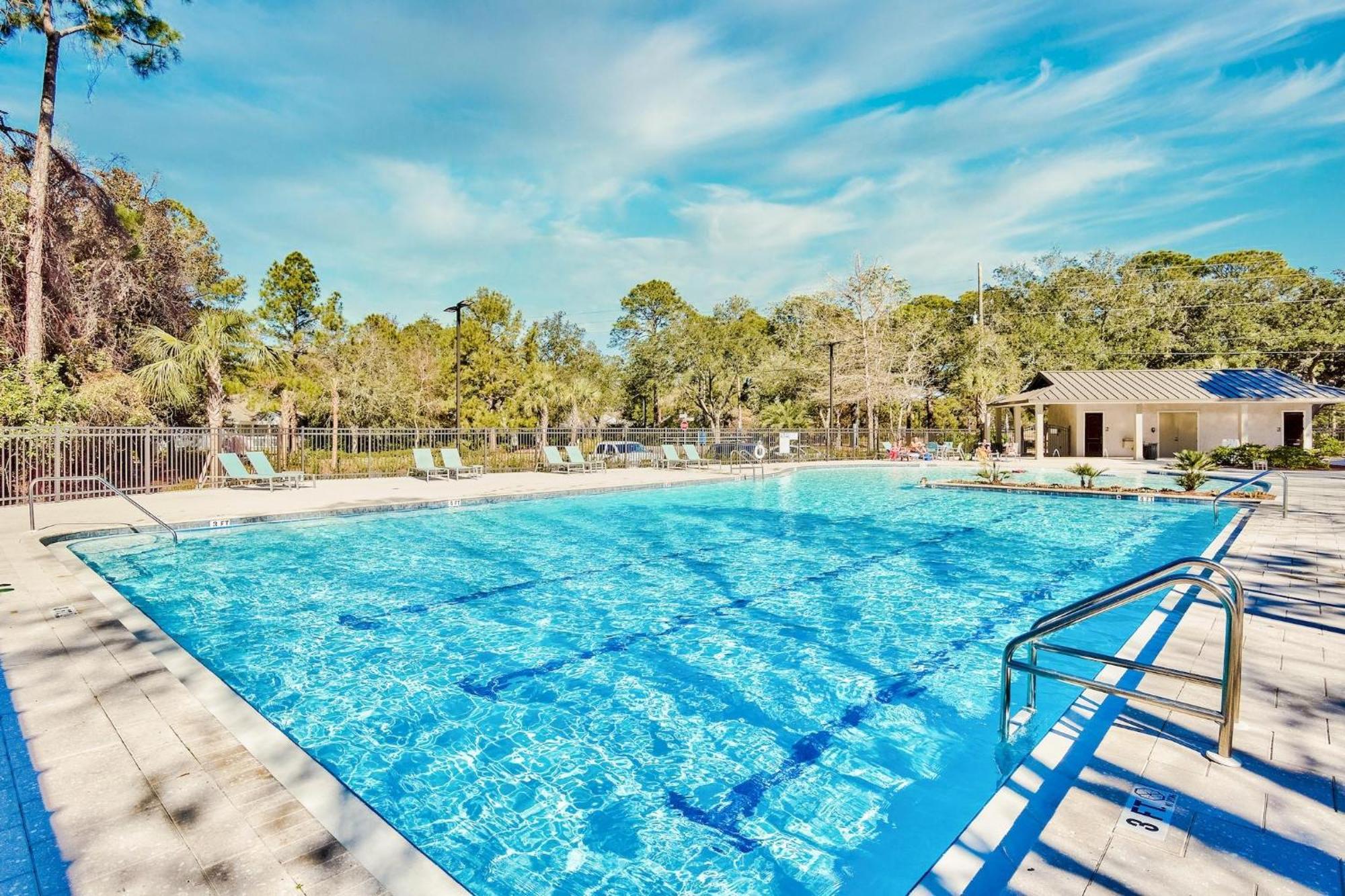 Sandpiper Village 711 