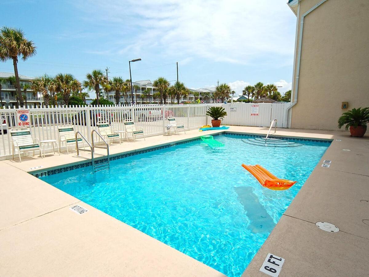 Crystal Sands 107a Holiday home Destin