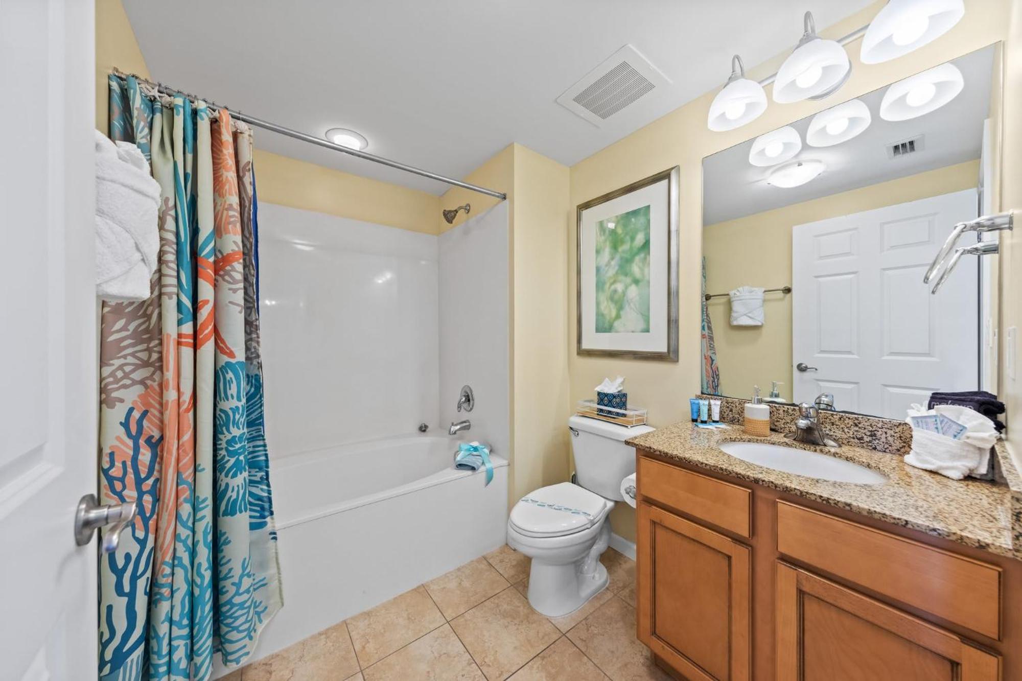 5 Star 11th Fl Stunning Sunrise 2br 2ba King Suite,pools ,shuttle Or Walk To