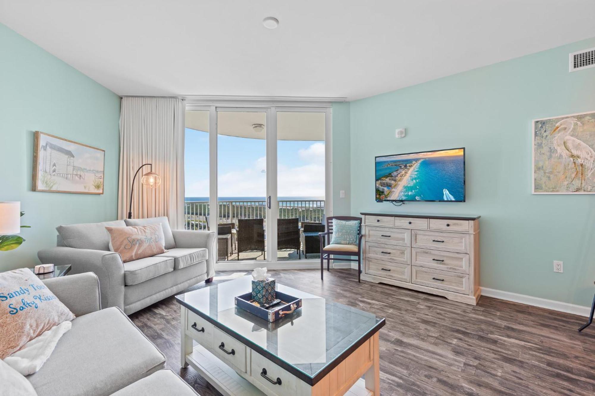 Holiday home 5 Star 11th Fl Stunning Sunrise 2br 2ba King Suite,pools ,shuttle Or Walk To *