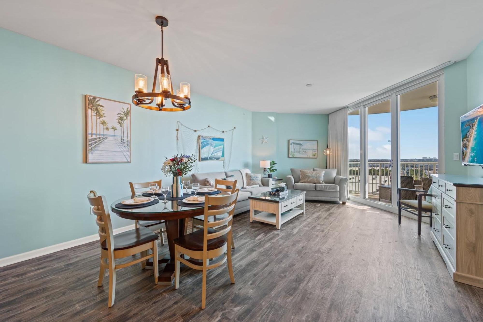 5 Star 11th Fl Stunning Sunrise 2br 2ba King Suite,pools ,shuttle Or Walk To Holiday home