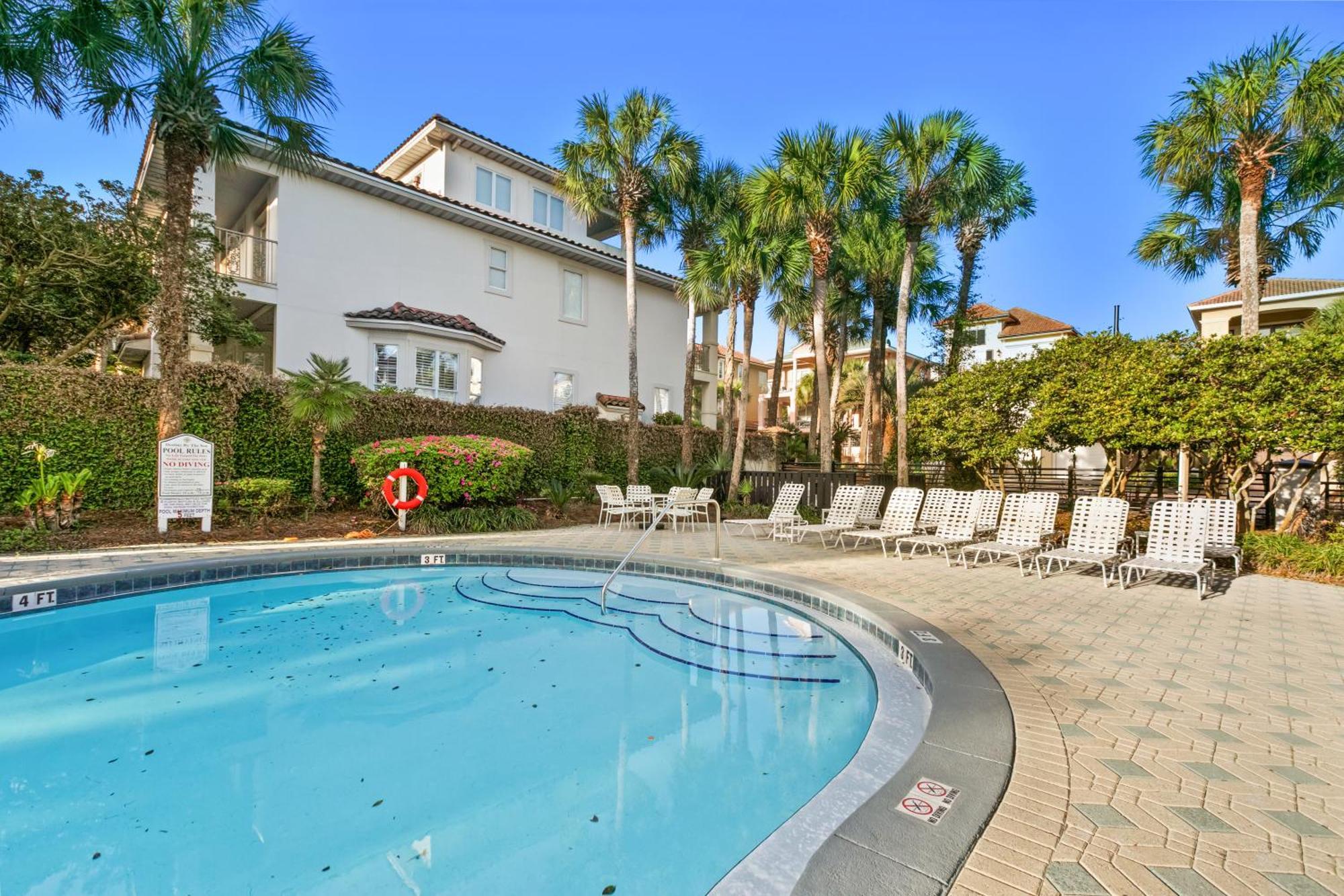 Holiday home Pool - Gated Community - Private Community