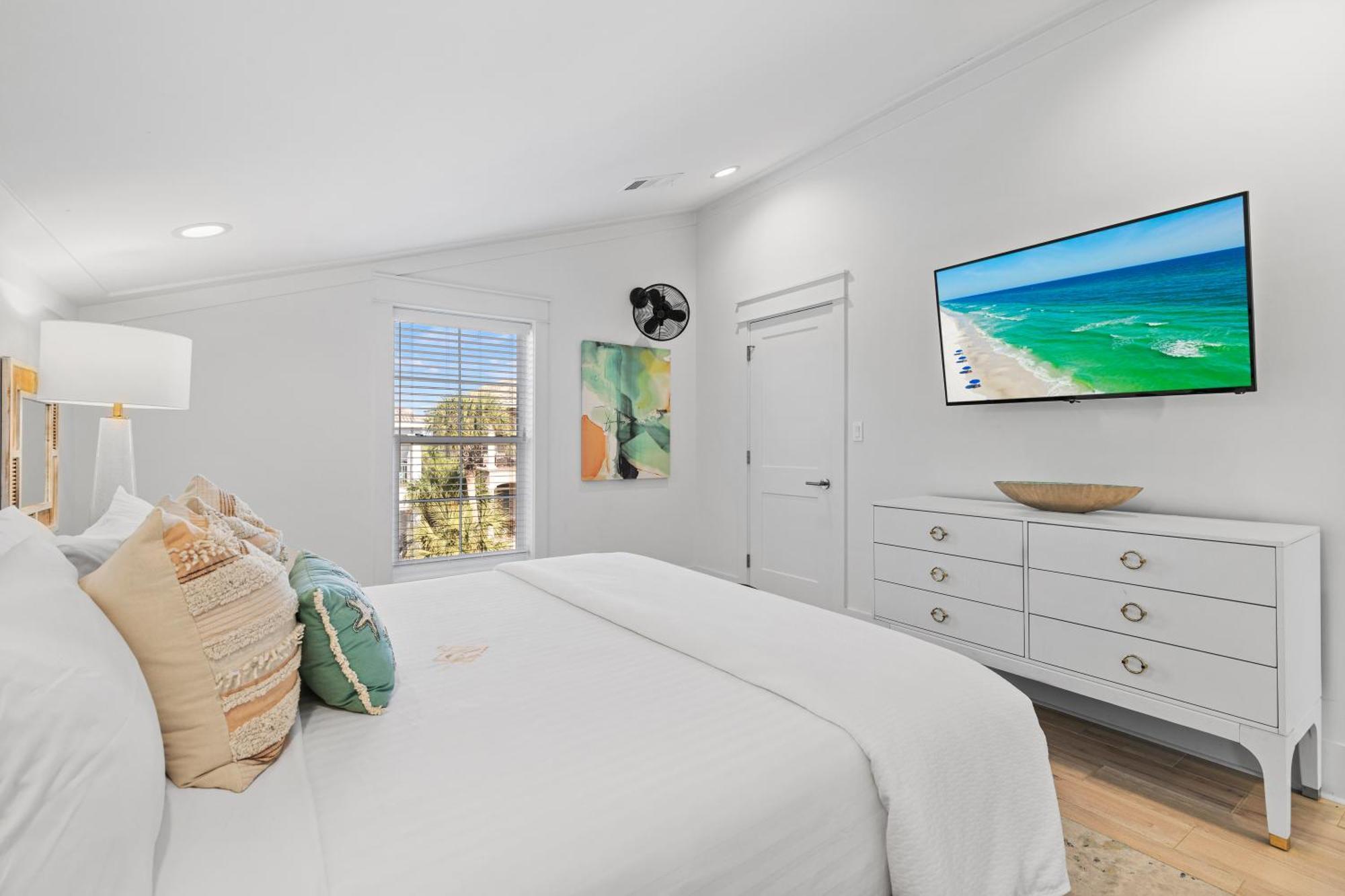 Pool - Gated Community - Private Community Holiday home