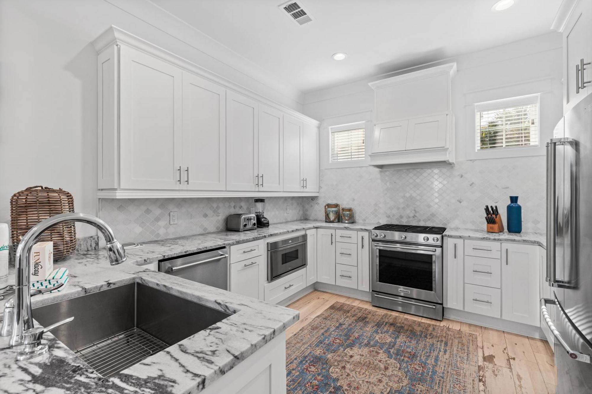 Pool - Gated Community - Private Community Destin