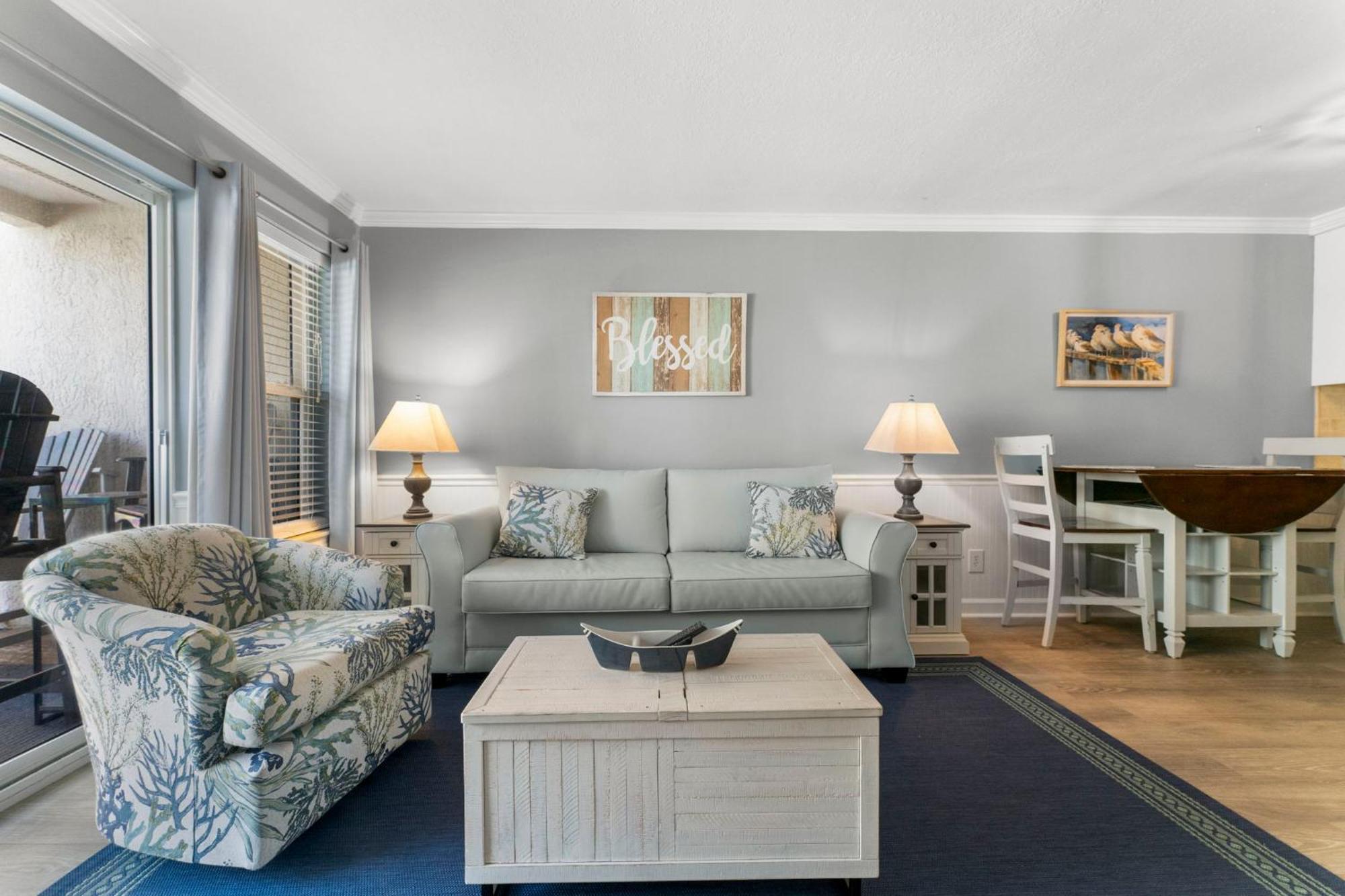 102 Poolside Apartment Destin