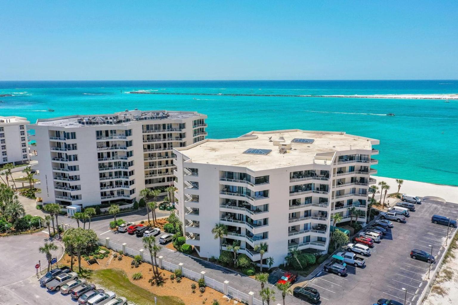 100 Gulf Shore Drive, Unit 502 *