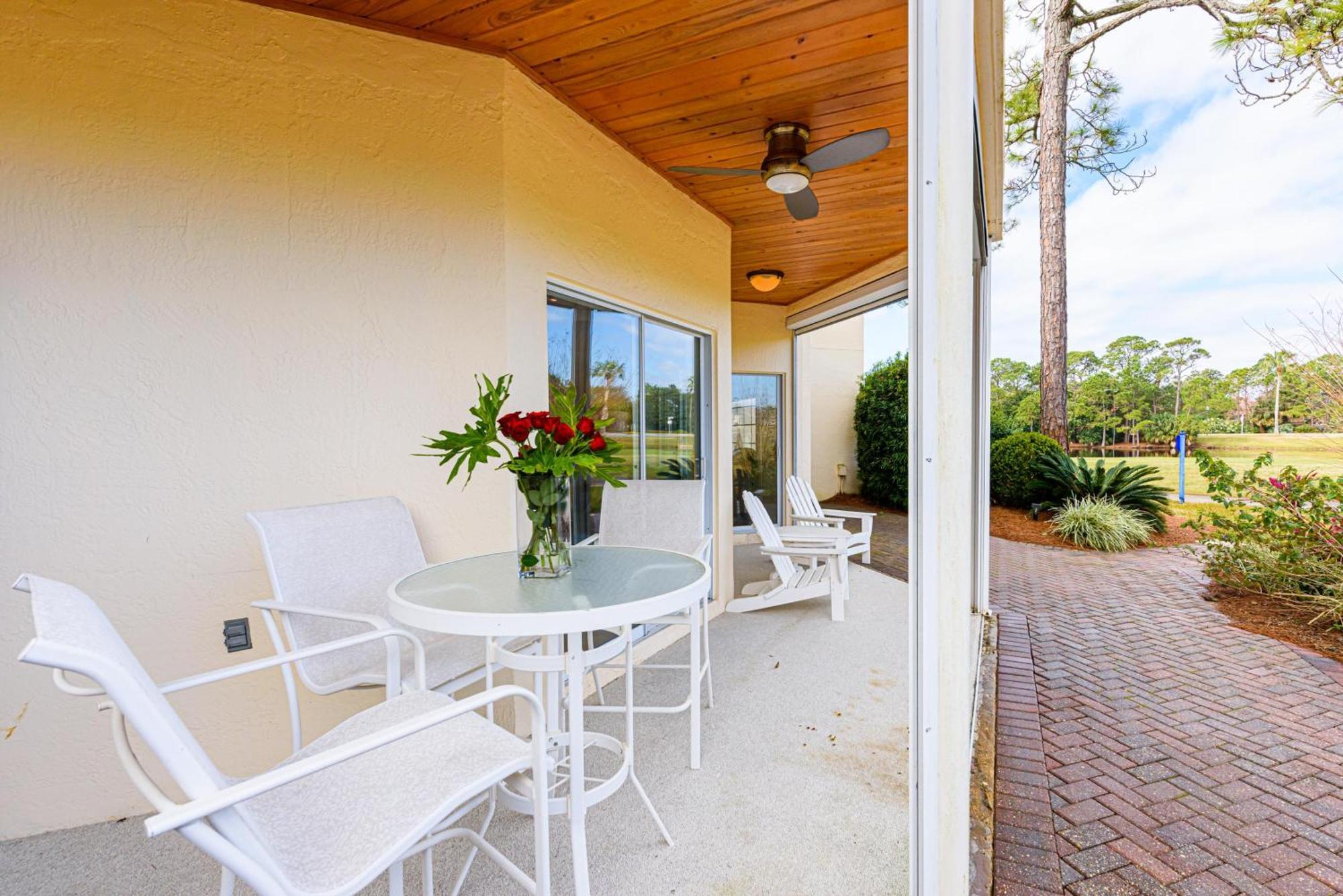 Holiday home Tivoli 5230 Destin