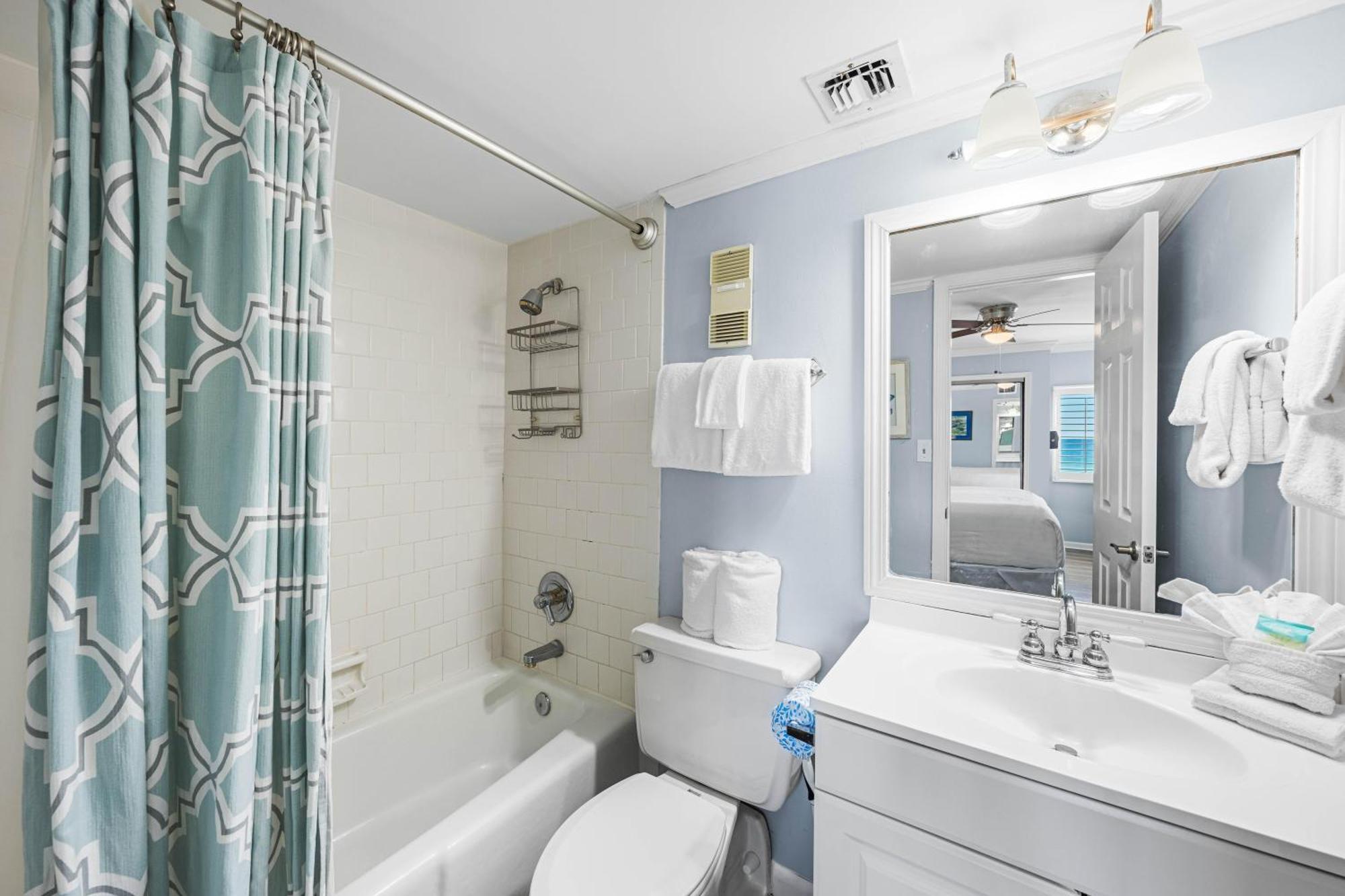 Surf And Racquet Unit 324 Destin