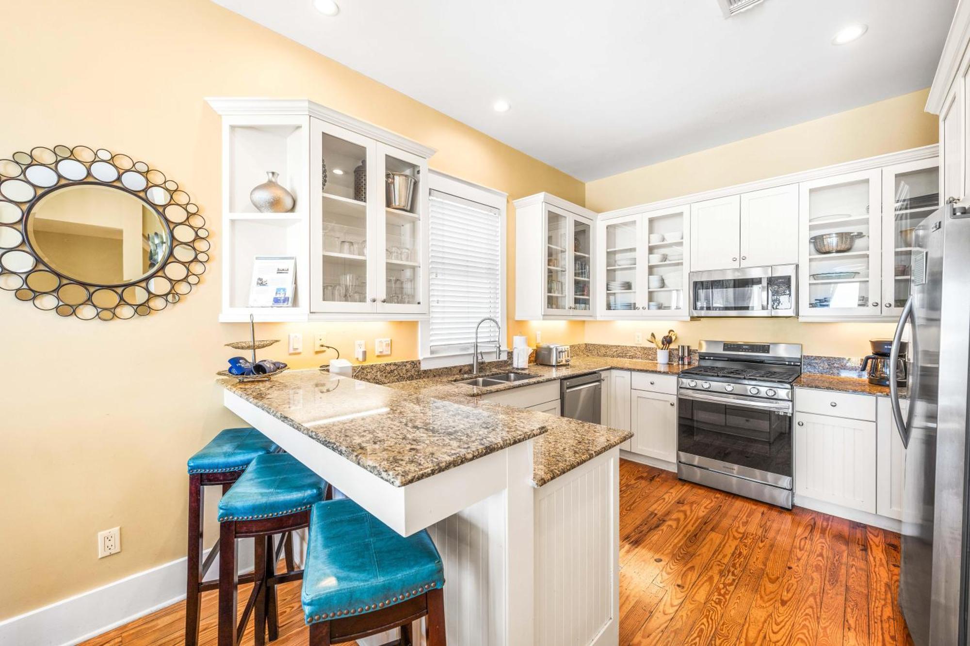 Sea La Vie- On The Beach- 2 Pools- Elevator Holiday home Destin