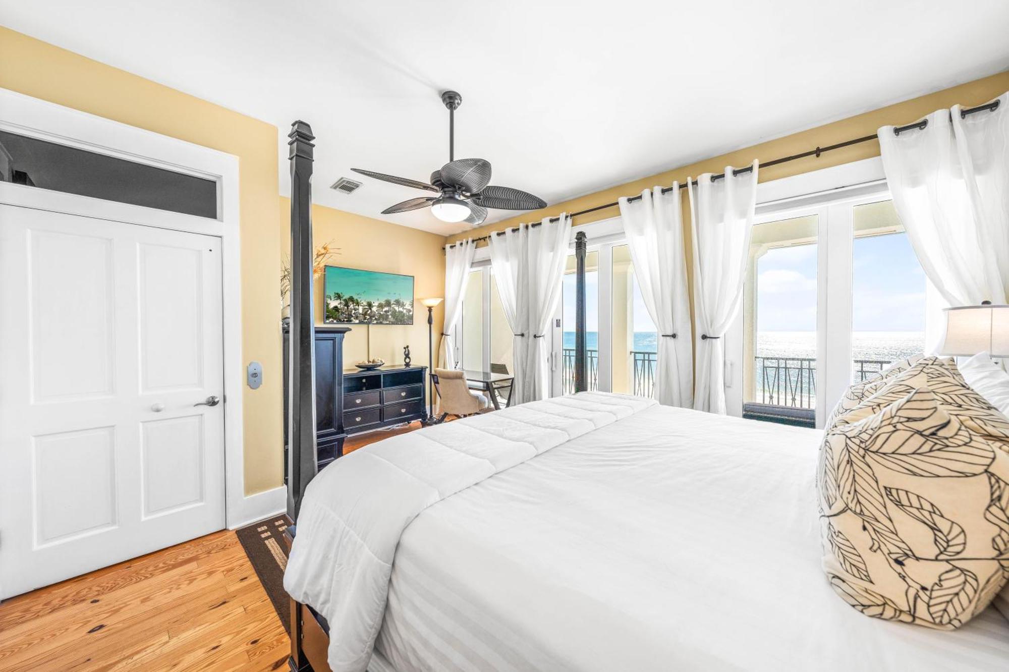 Sea La Vie- On The Beach- 2 Pools- Elevator Destin