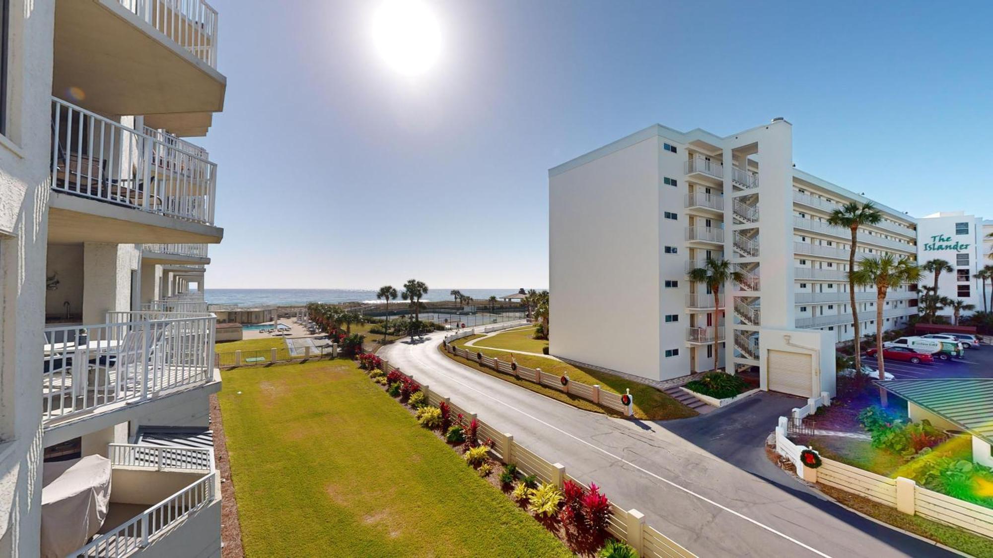 Inlet Reef 217- By Isle Apartment *