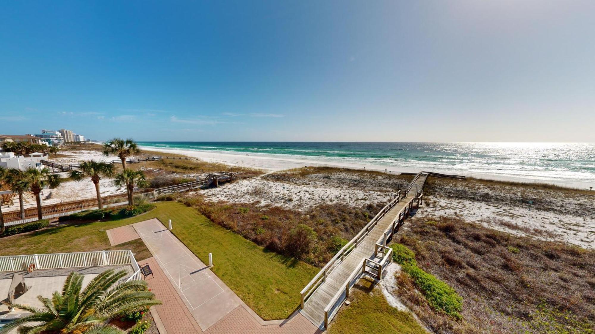 Apartment On The Gulf 406-by Isle *