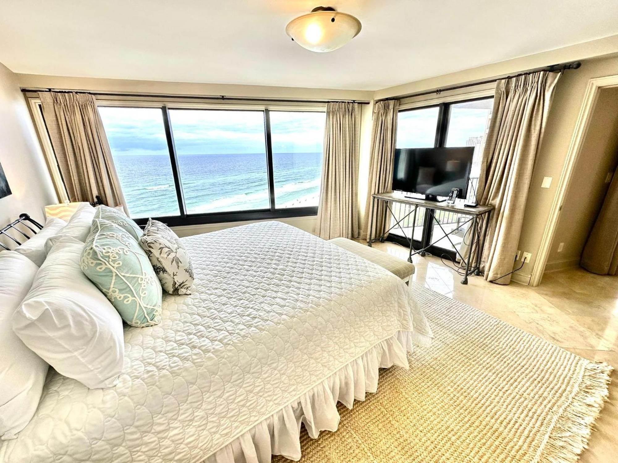 4133 Beachside One Destin