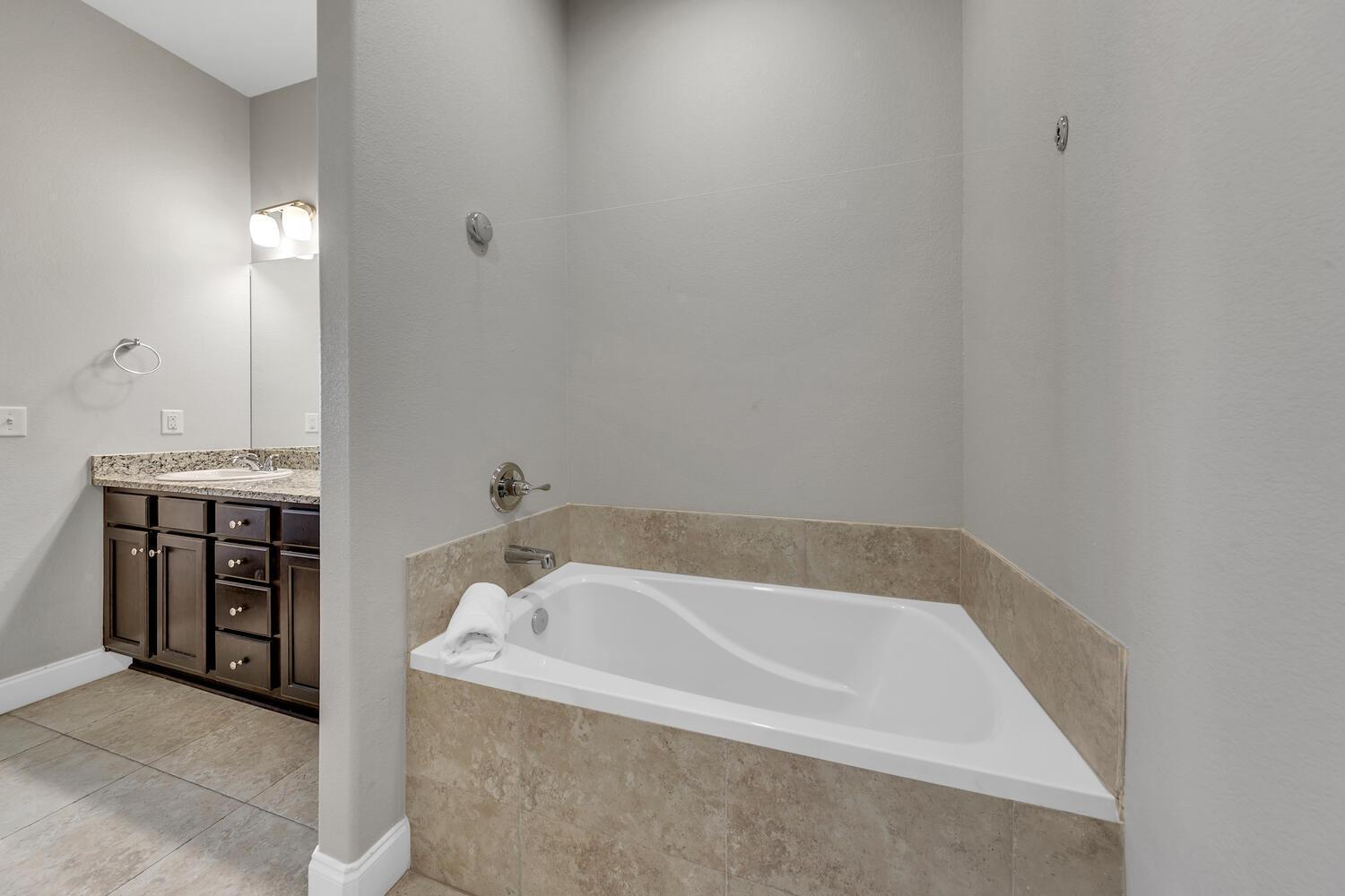 Alerio 301d Destin