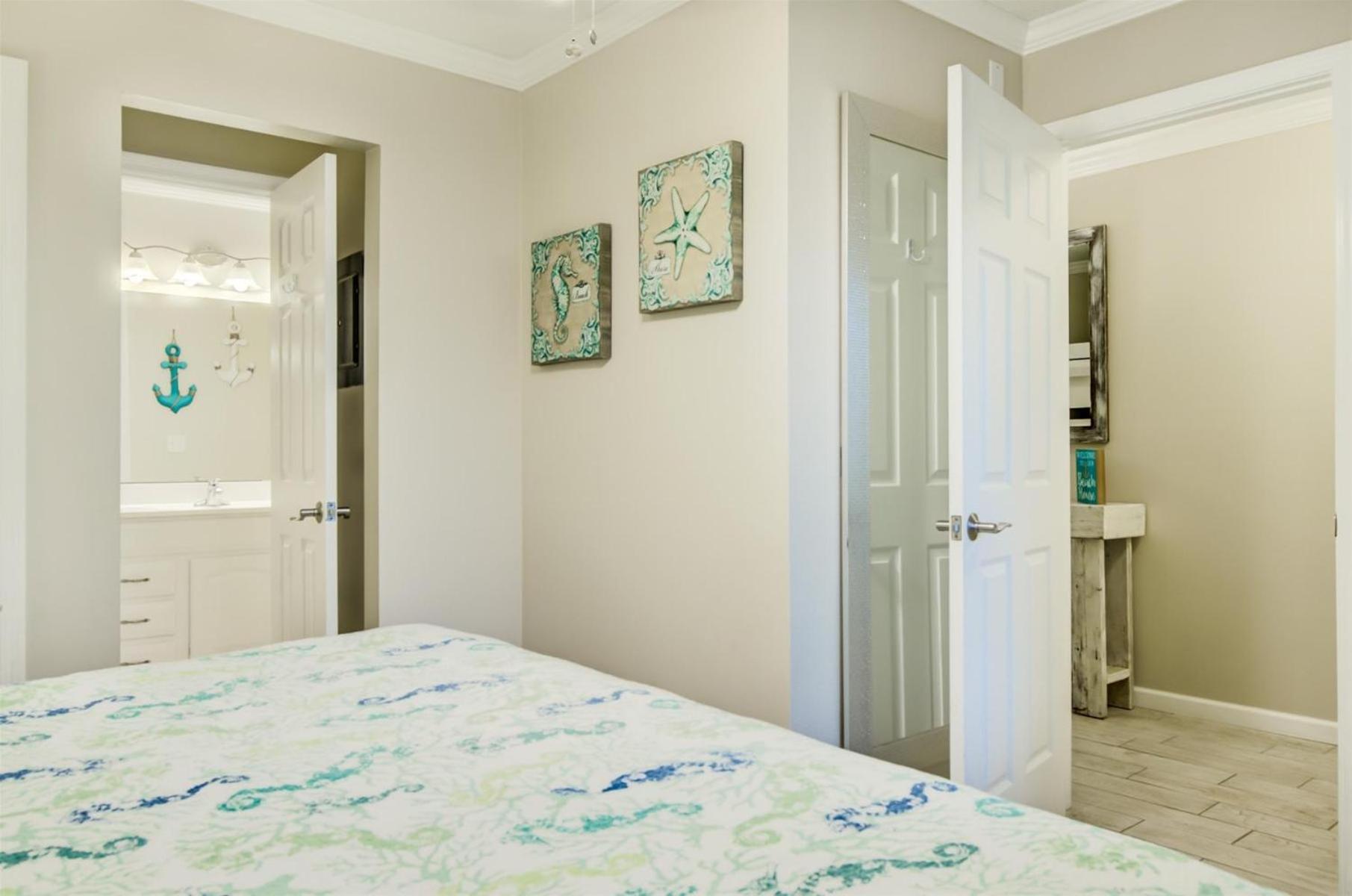 7 A, One Bedroom *