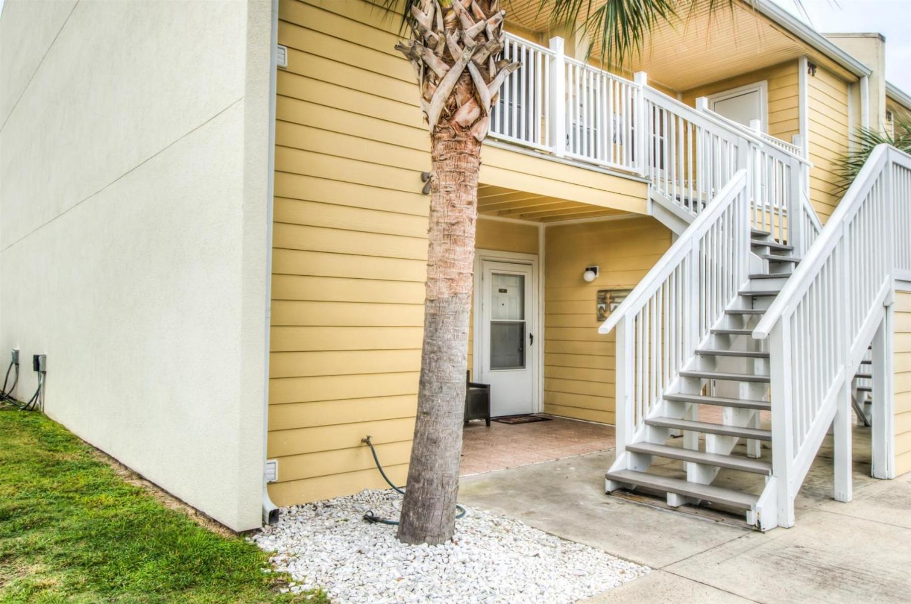 7 A, One Bedroom Apartment *