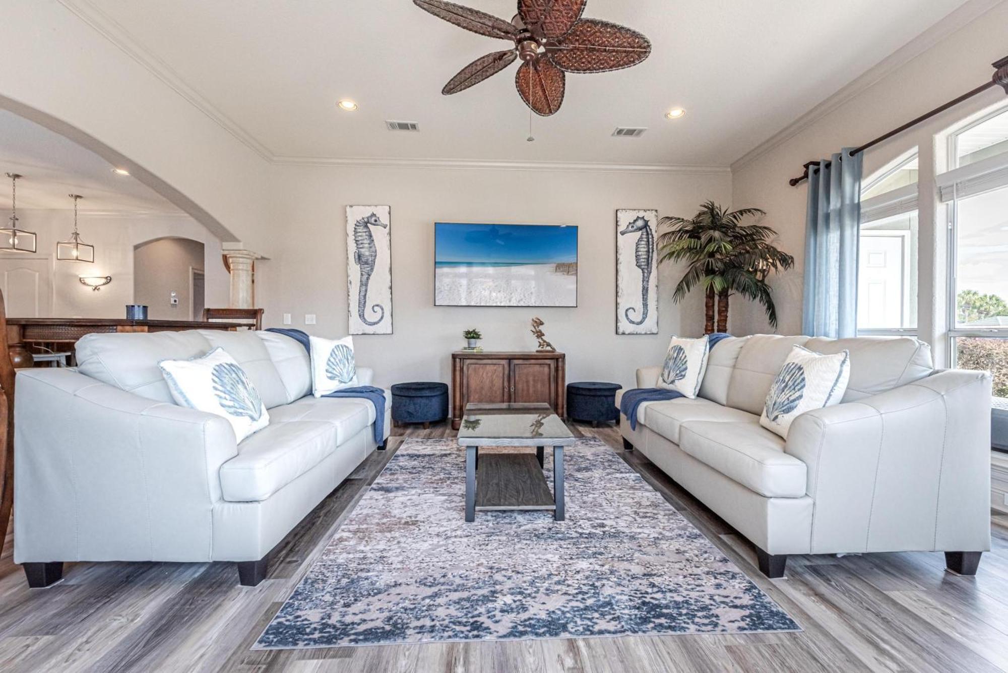 Emerald Palace S 10 Black Coral Cove * Destin