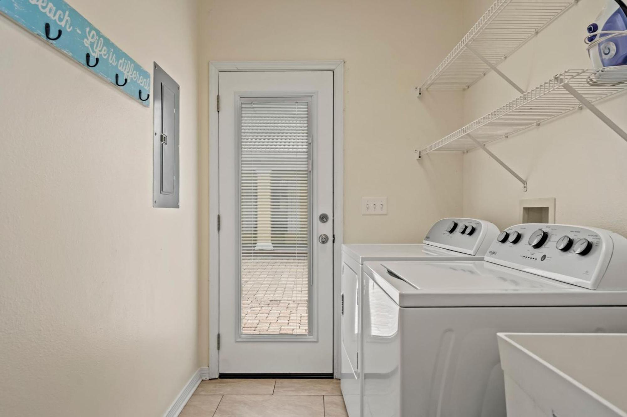 Holiday home Sunny And Share - 25 Opal Cove *